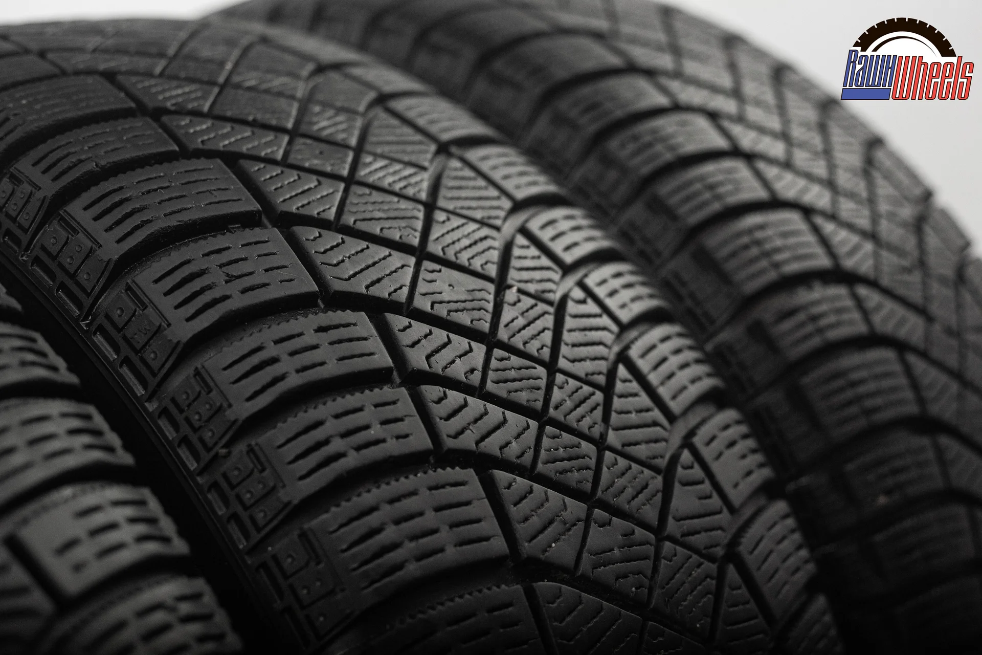 Pirelli Winter Ice Zero Friction 205/55 R16 94T - миниатюра 3