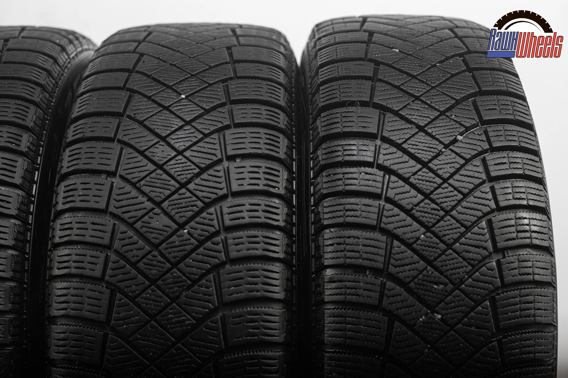 Pirelli Winter Ice Zero Friction 205/55 R16 94T - миниатюра 5