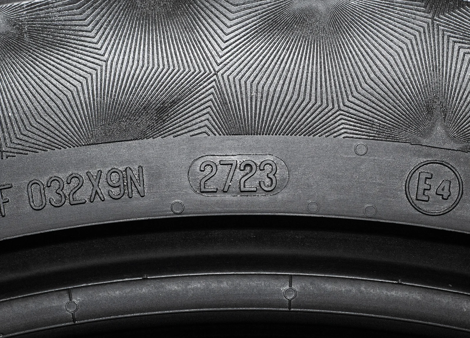 Continental ContiPremiumContact 6 255/45 R21 106V - миниатюра 7