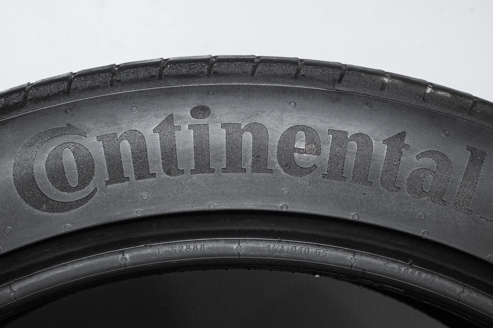 Continental ContiPremiumContact 6 255/45 R21 106V - миниатюра 8