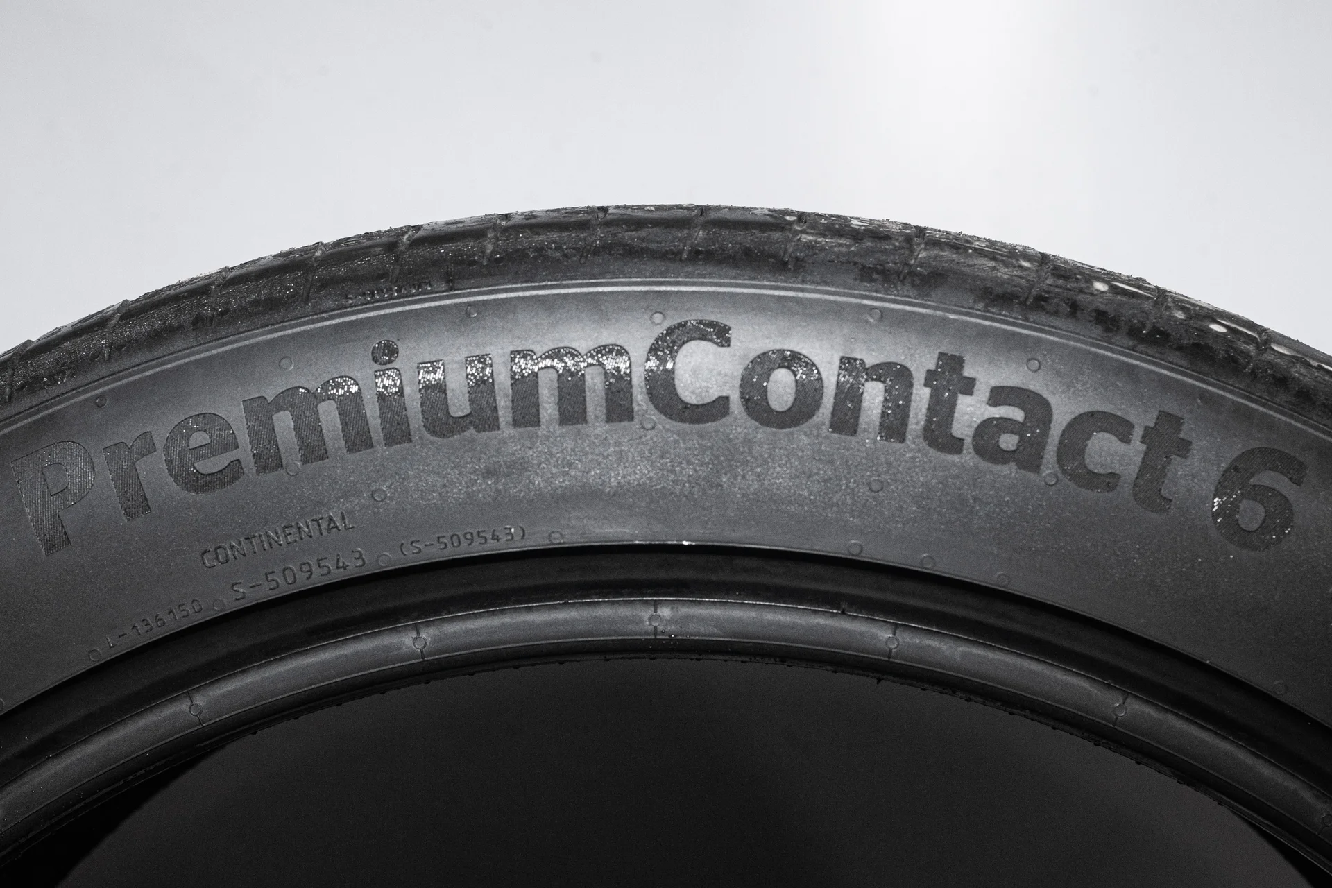 Continental ContiPremiumContact 6 255/45 R21 106V - миниатюра 9