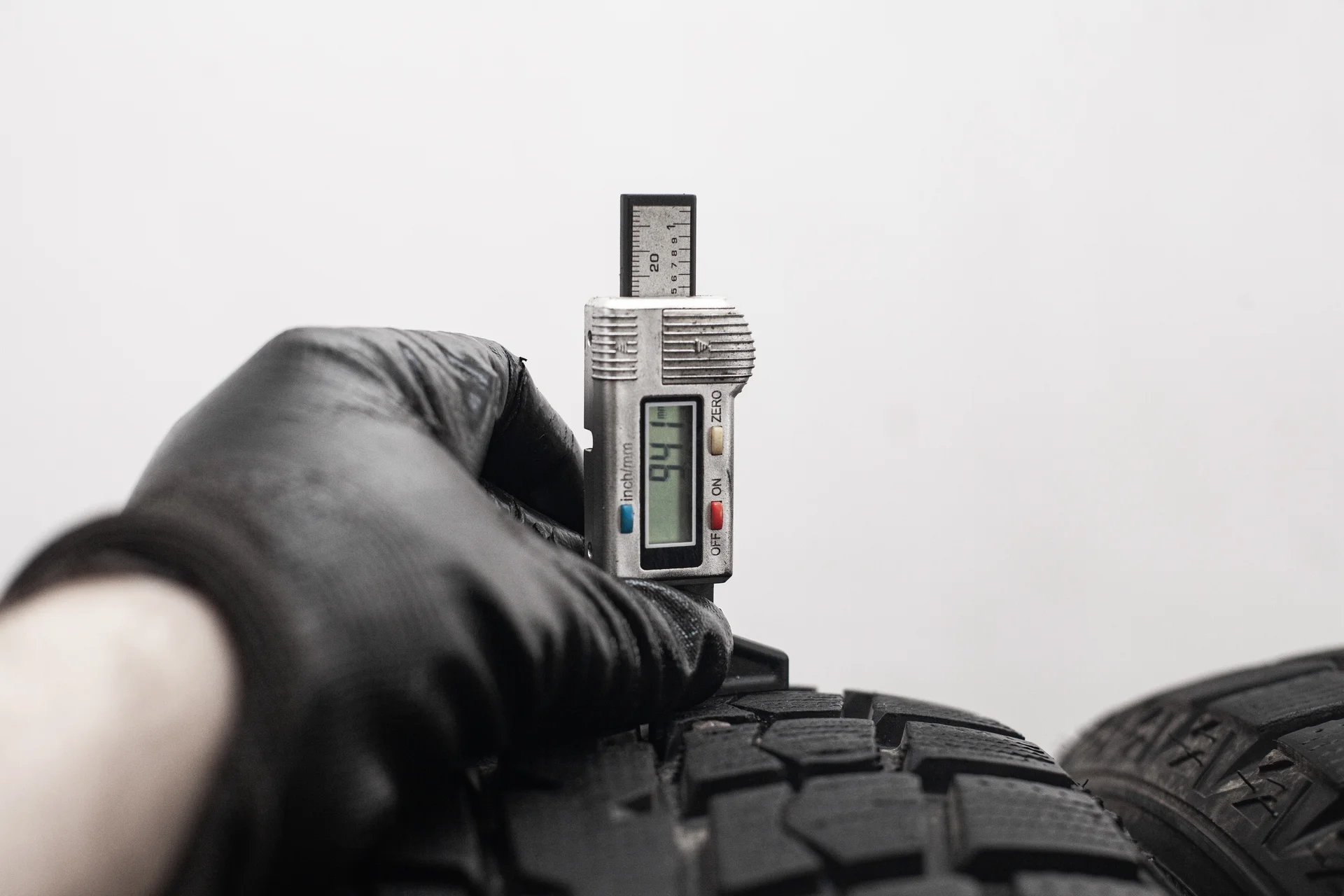 LingLong Green-Max Winter Ice I-15 SUV 225/55 R18 98T - миниатюра 2