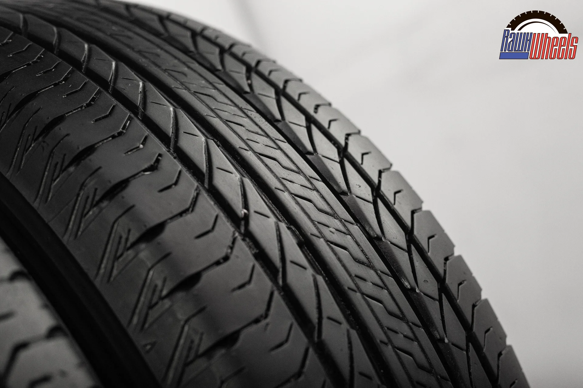 Bridgestone Ecopia EP850 225/65 R17 102H - миниатюра 3