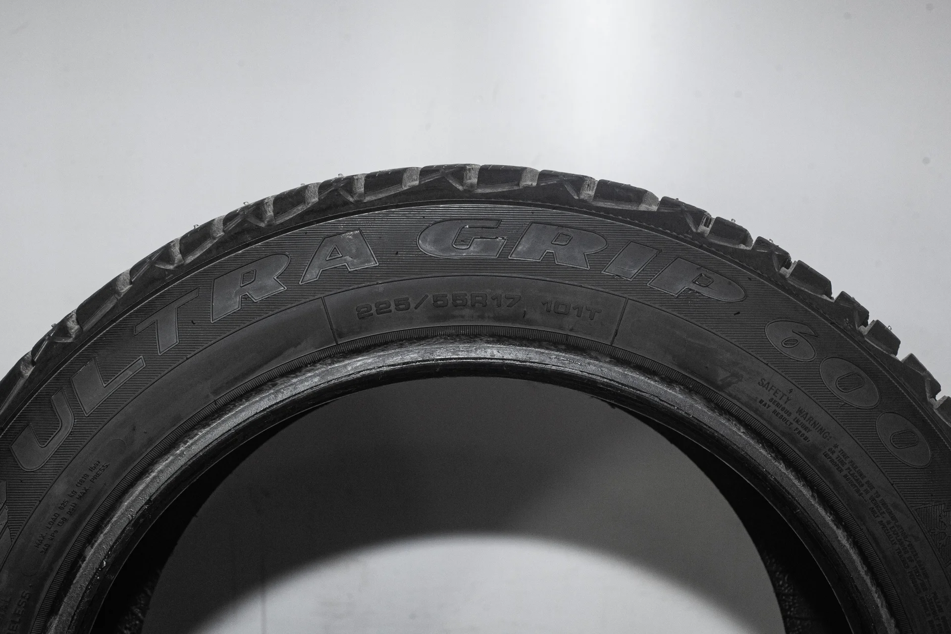 Goodyear UltraGrip 600 225/55 R17 101T XL - миниатюра 10