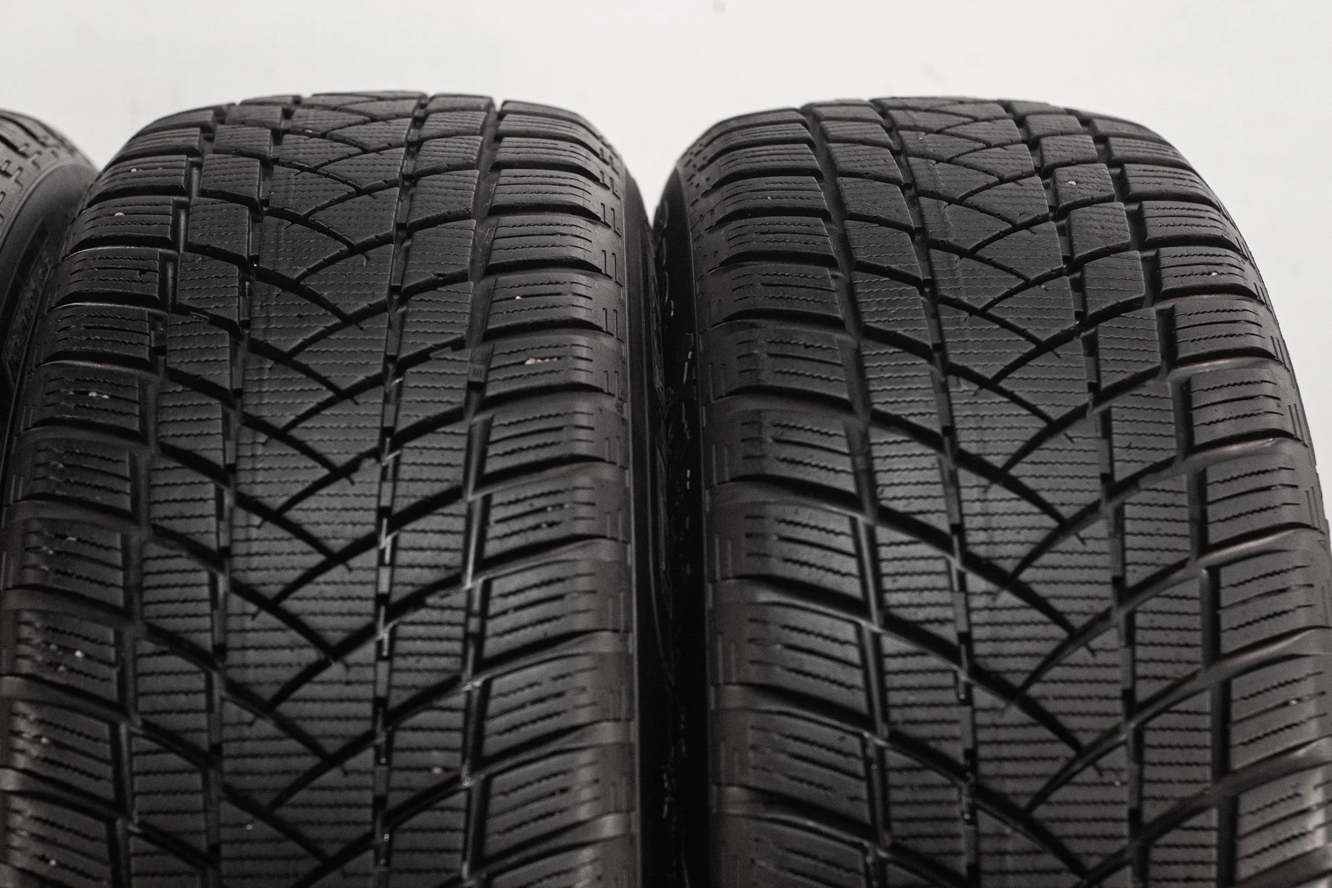 GT Radial Champiro WinterPro 2 215/65 R16 98H - миниатюра 4