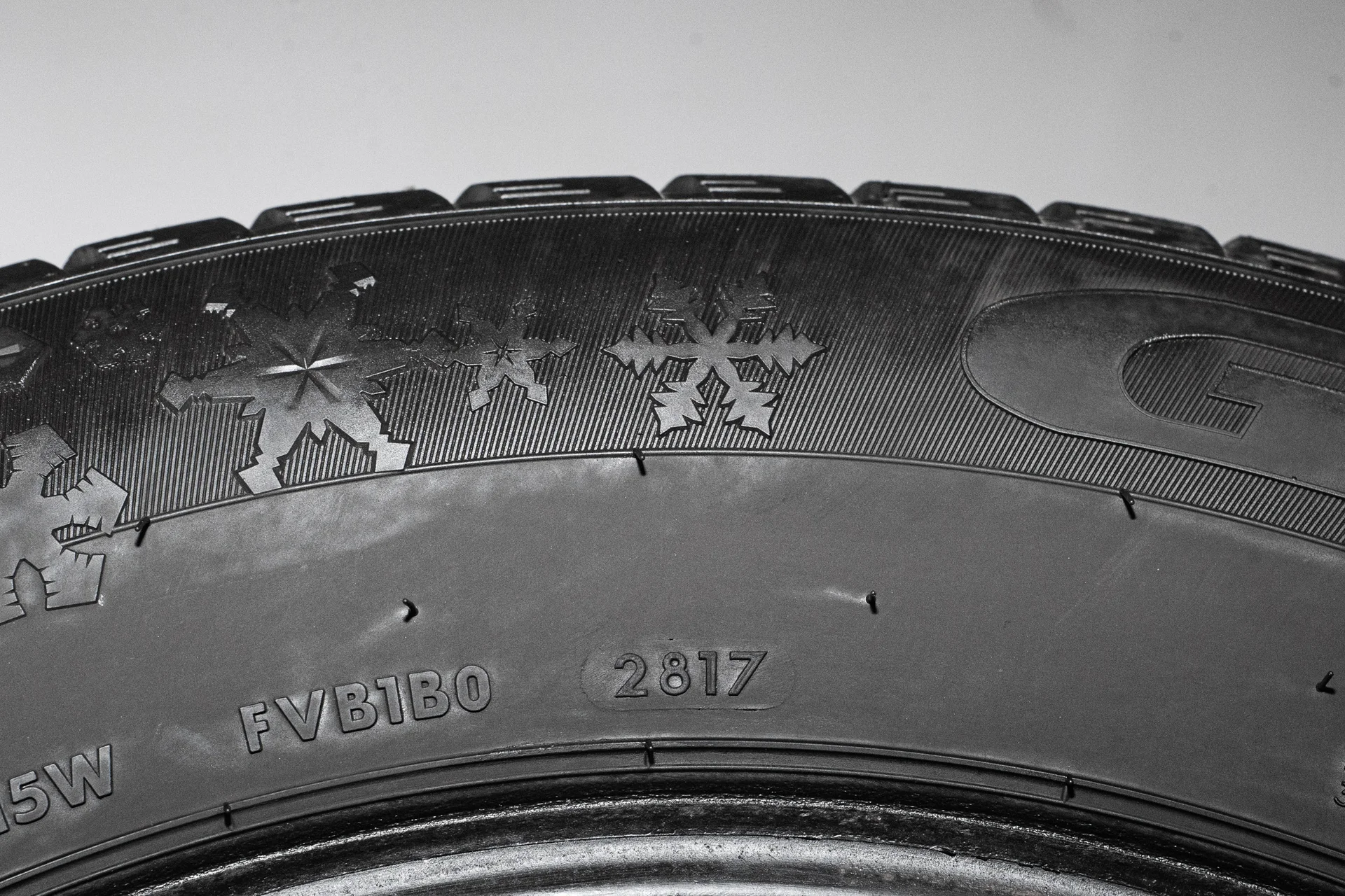 GT Radial Champiro WinterPro 2 215/65 R16 98H - миниатюра 9