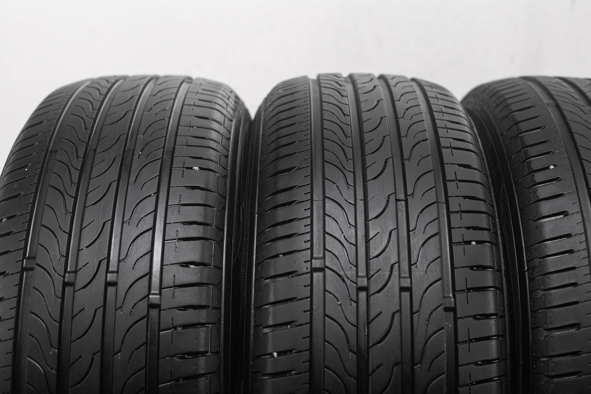 Atlas A51 SUV 225/55 R18 98V - миниатюра 5