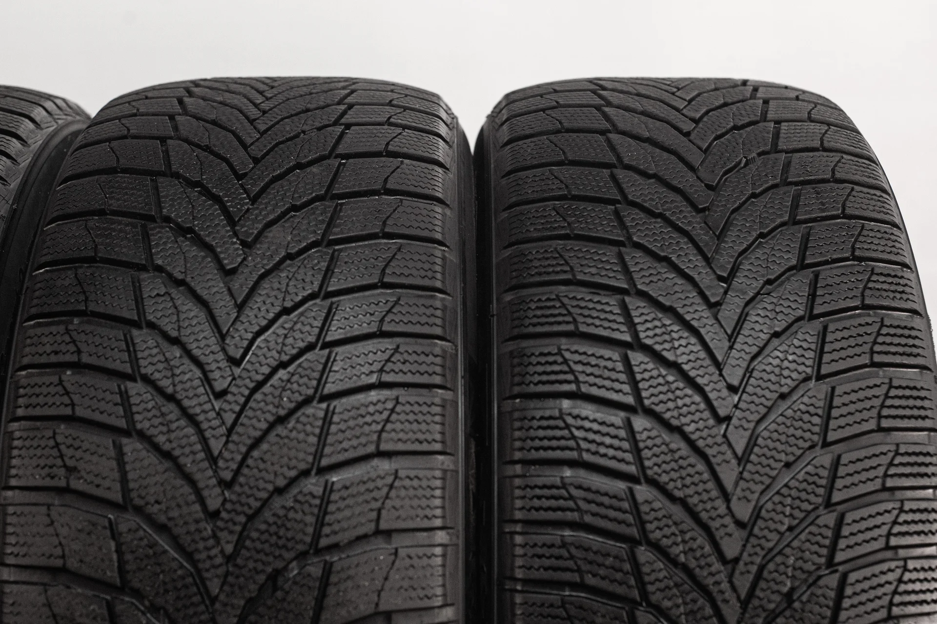 Nexen WinGuard Sport 2 SUV 255/50 R20 109V - миниатюра 4
