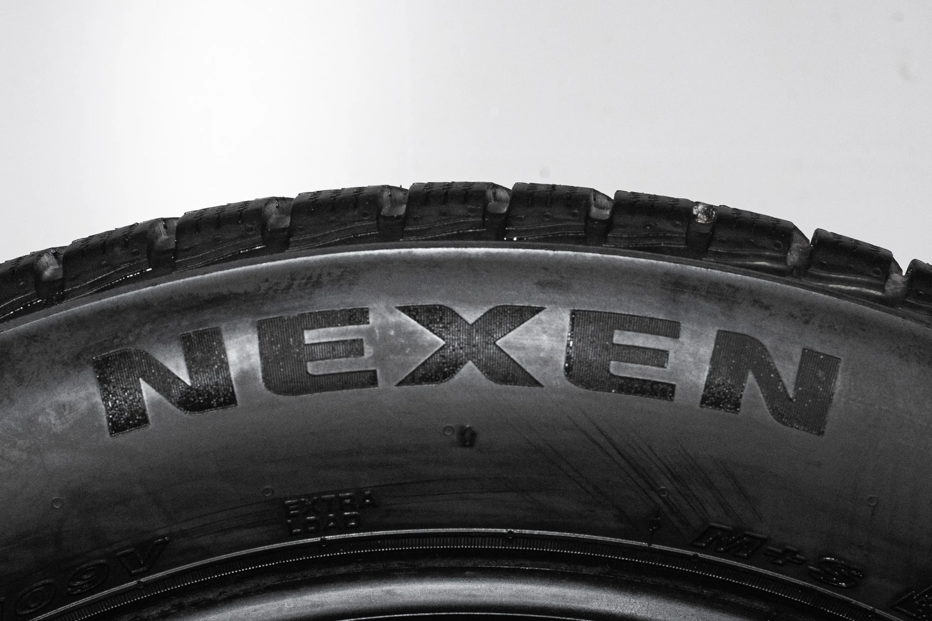 Nexen WinGuard Sport 2 SUV 255/50 R20 109V - миниатюра 6
