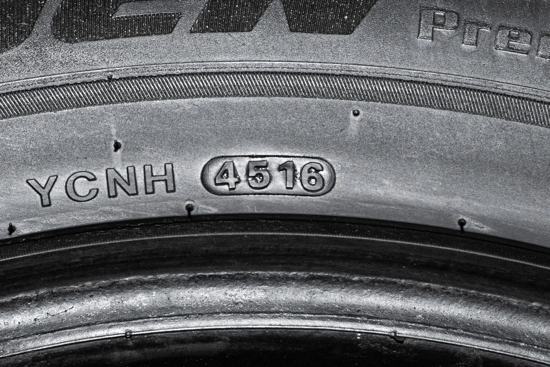 Kumho Crugen Premium KL33 215/60 R17 100V XL - миниатюра 6
