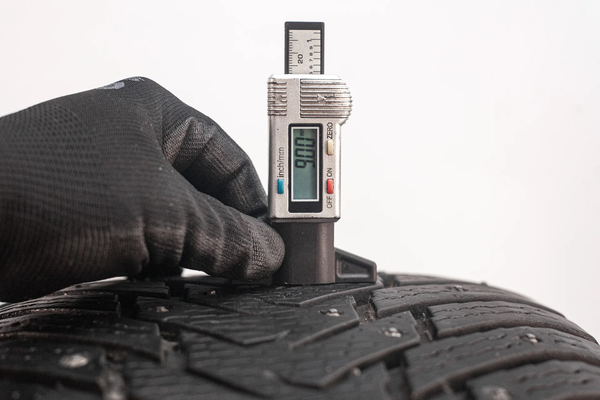 Nokian Hakkapeliitta 8 SUV 275/45 R21 110T + 315/40 R21 111T - миниатюра 2