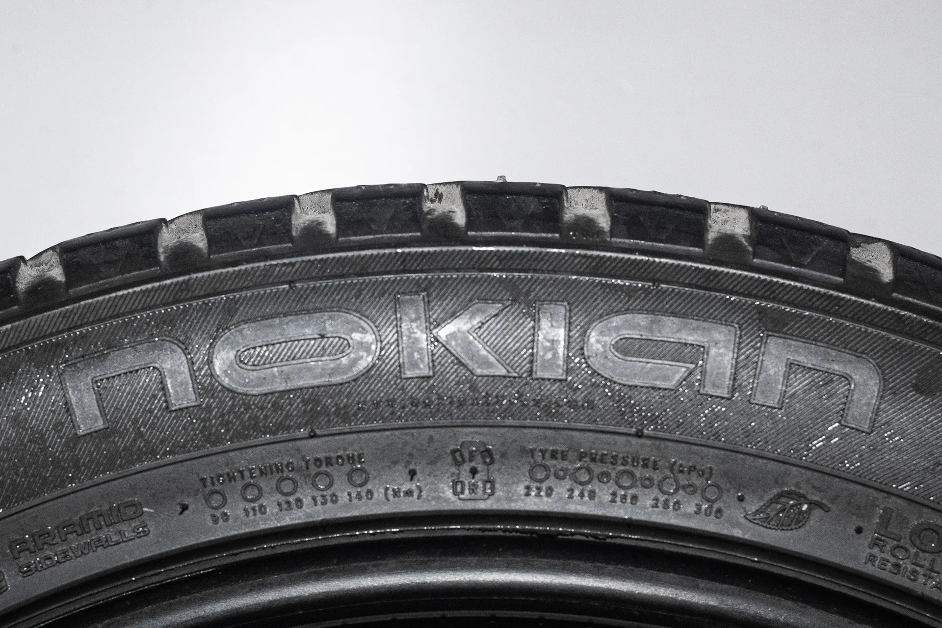 Nokian Hakkapeliitta 8 SUV 275/45 R21 110T + 315/40 R21 111T - миниатюра 7