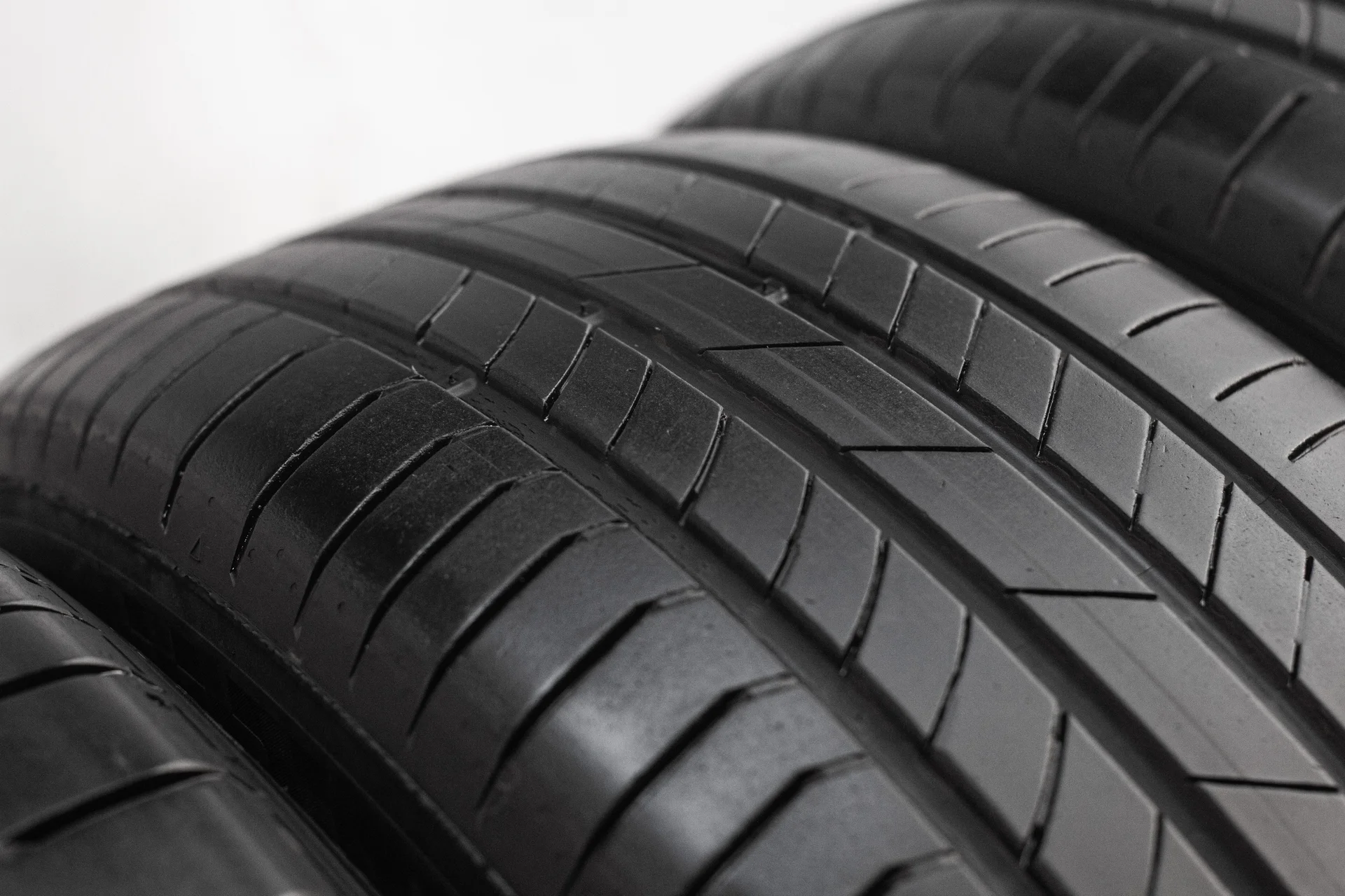 Kumho Ecsta PS71 235/55 R19 105V + 255/50 R19 107Y - миниатюра 3