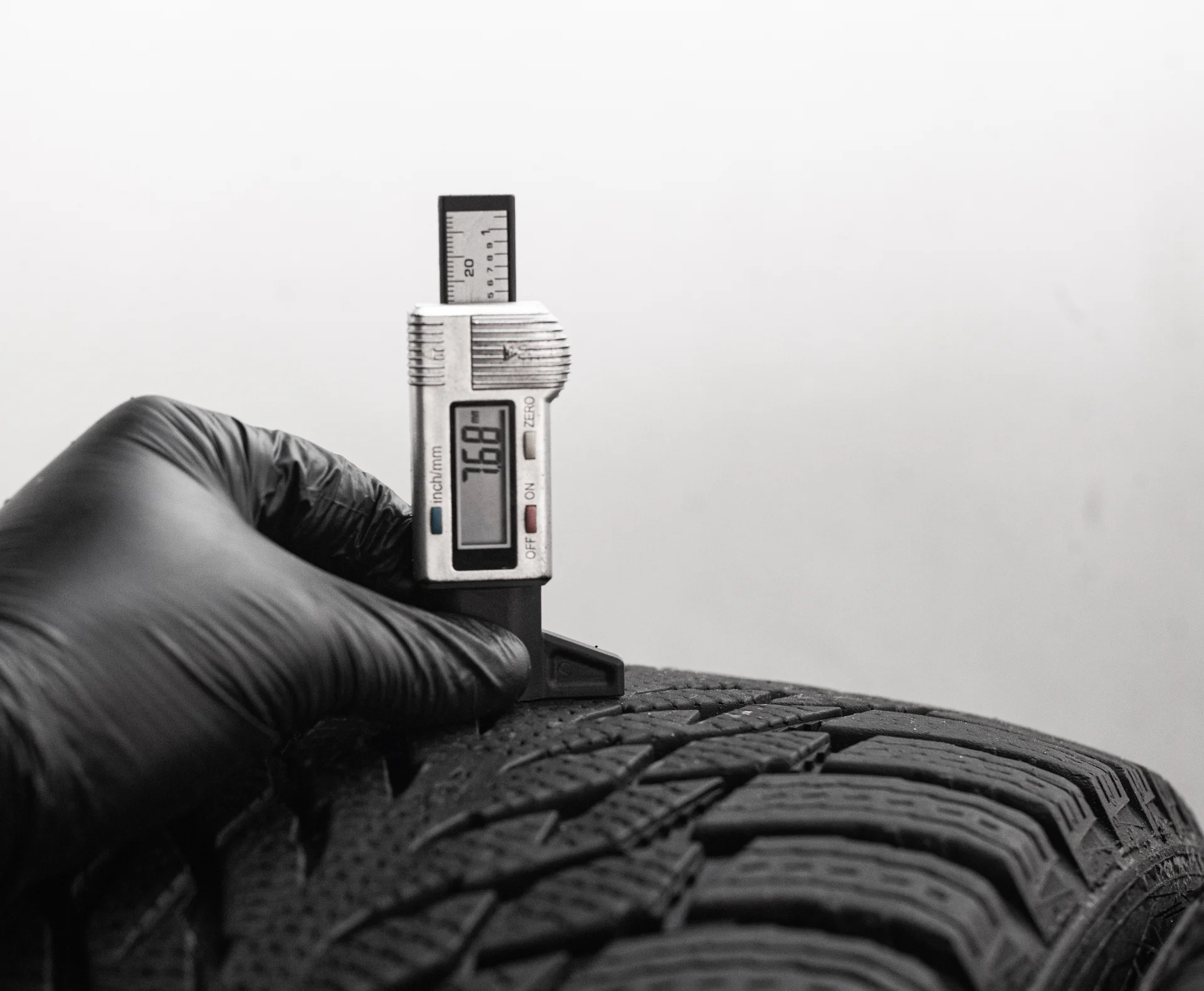 Nokian Hakkapeliitta R3 225/45 R19 96T - миниатюра 2