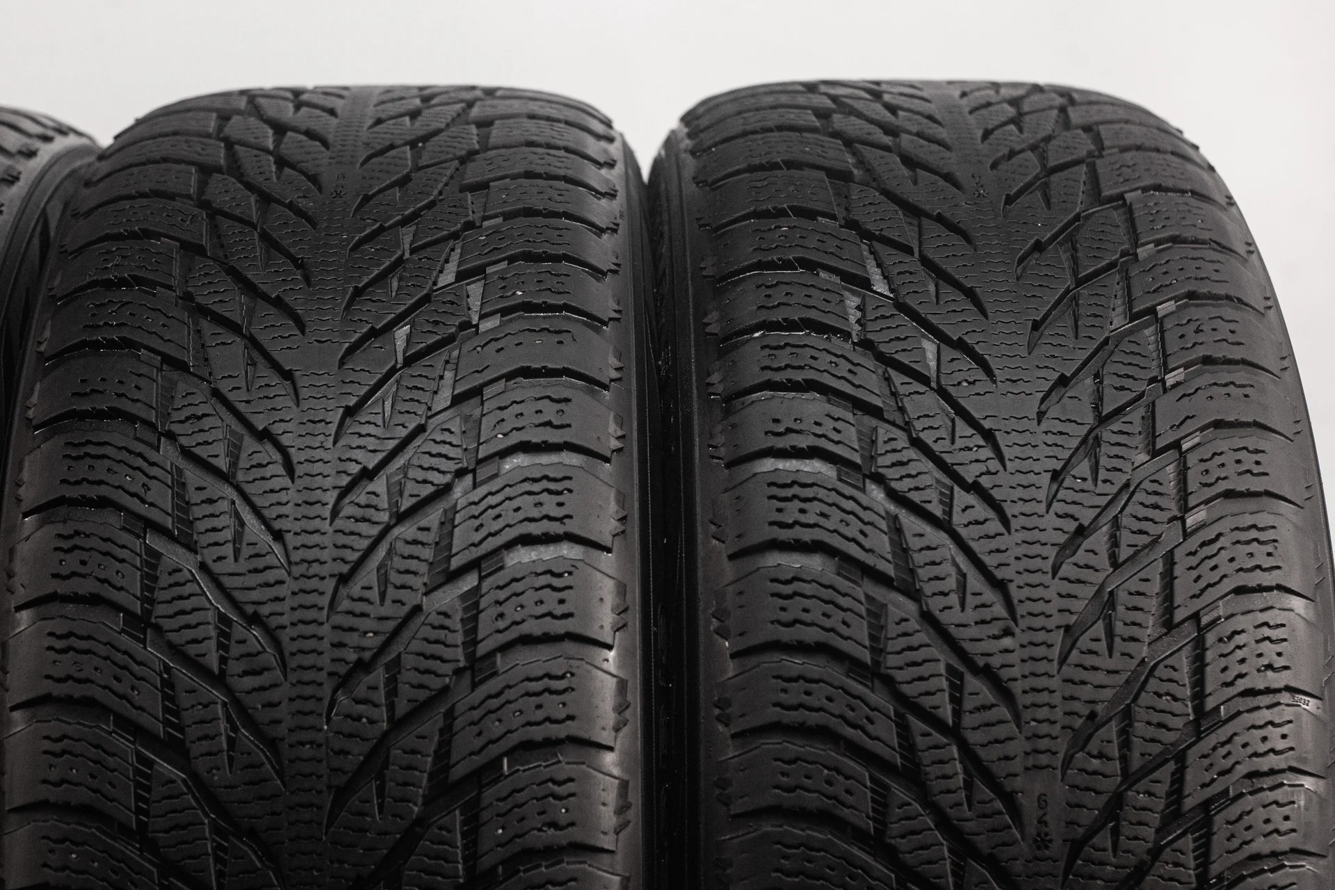 Nokian Hakkapeliitta R3 SUV 255/50 R19 107R - миниатюра 4