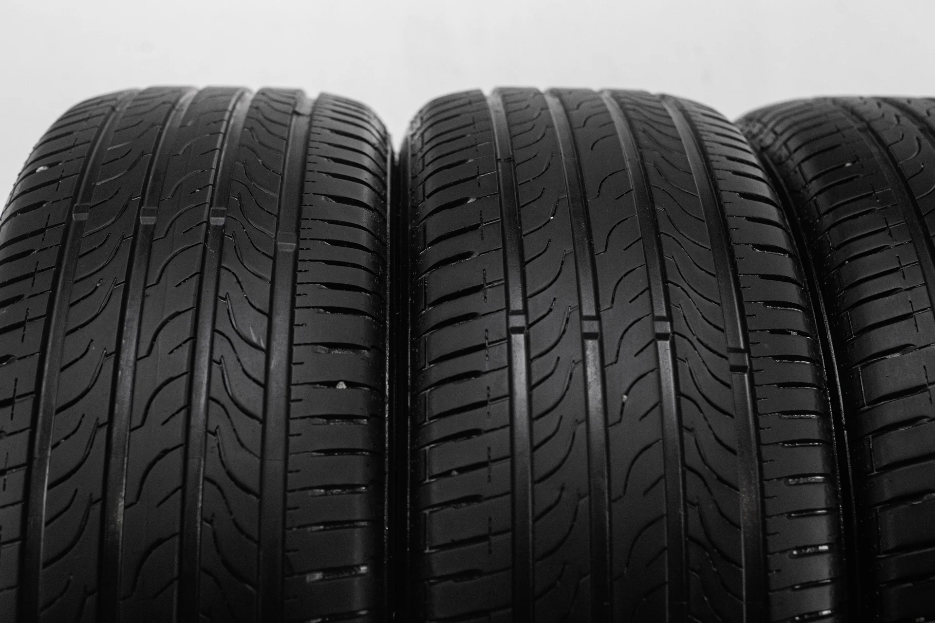 Atlas A51 SUV 215/55 R18 95V - миниатюра 5