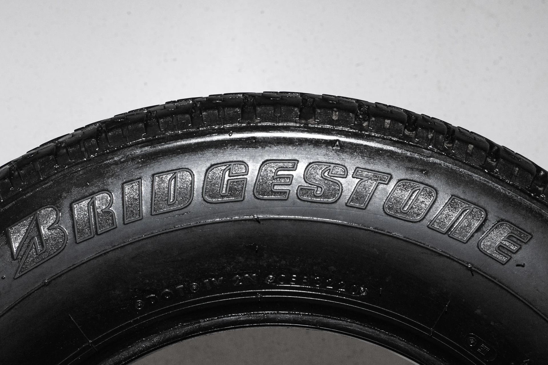 Bridgestone Dueler H/T 689 205/80 R16C 110/108R - миниатюра 6