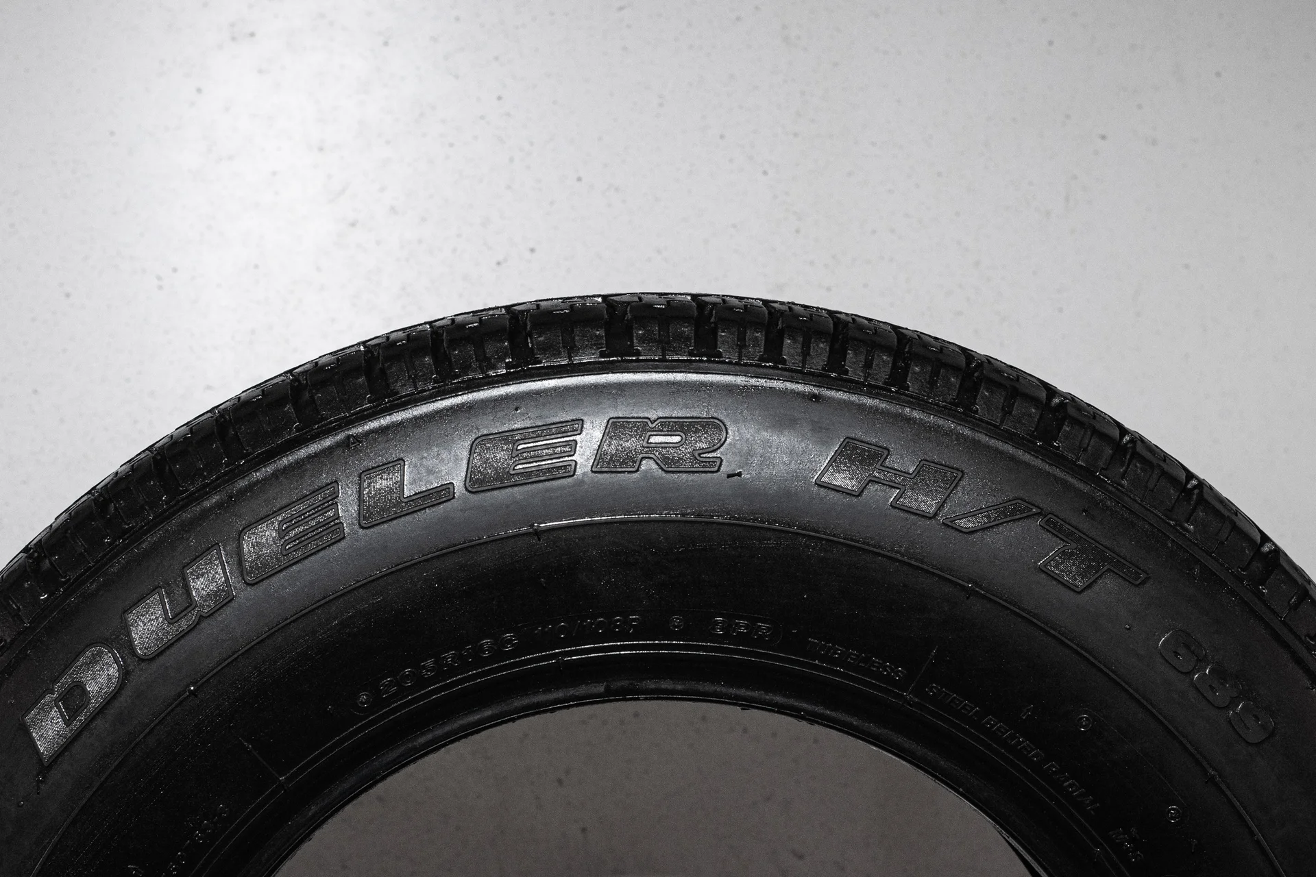 Bridgestone Dueler H/T 689 205/80 R16C 110/108R - миниатюра 7
