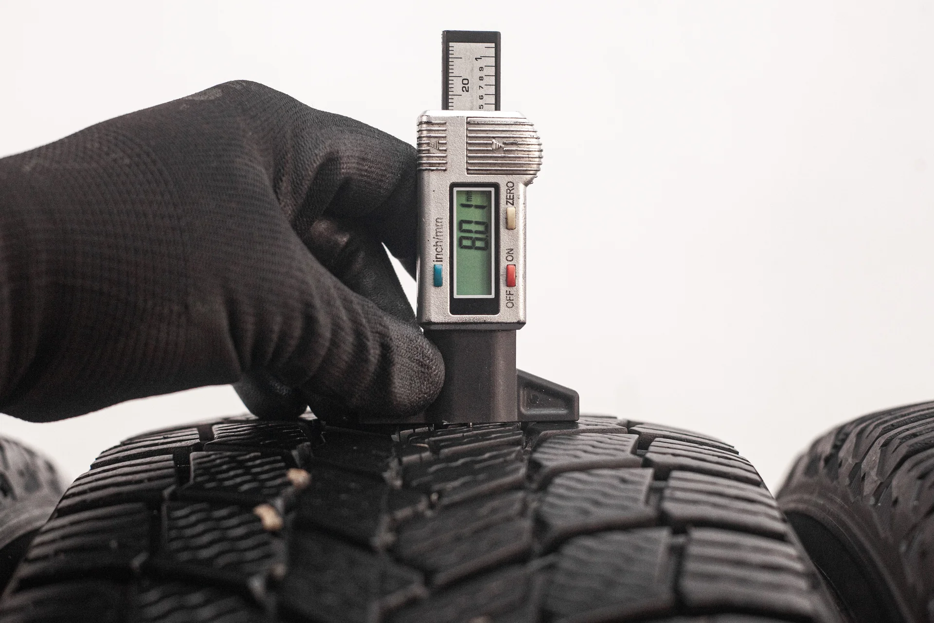 Michelin X-Ice Snow 205/65 R16 99T - миниатюра 2