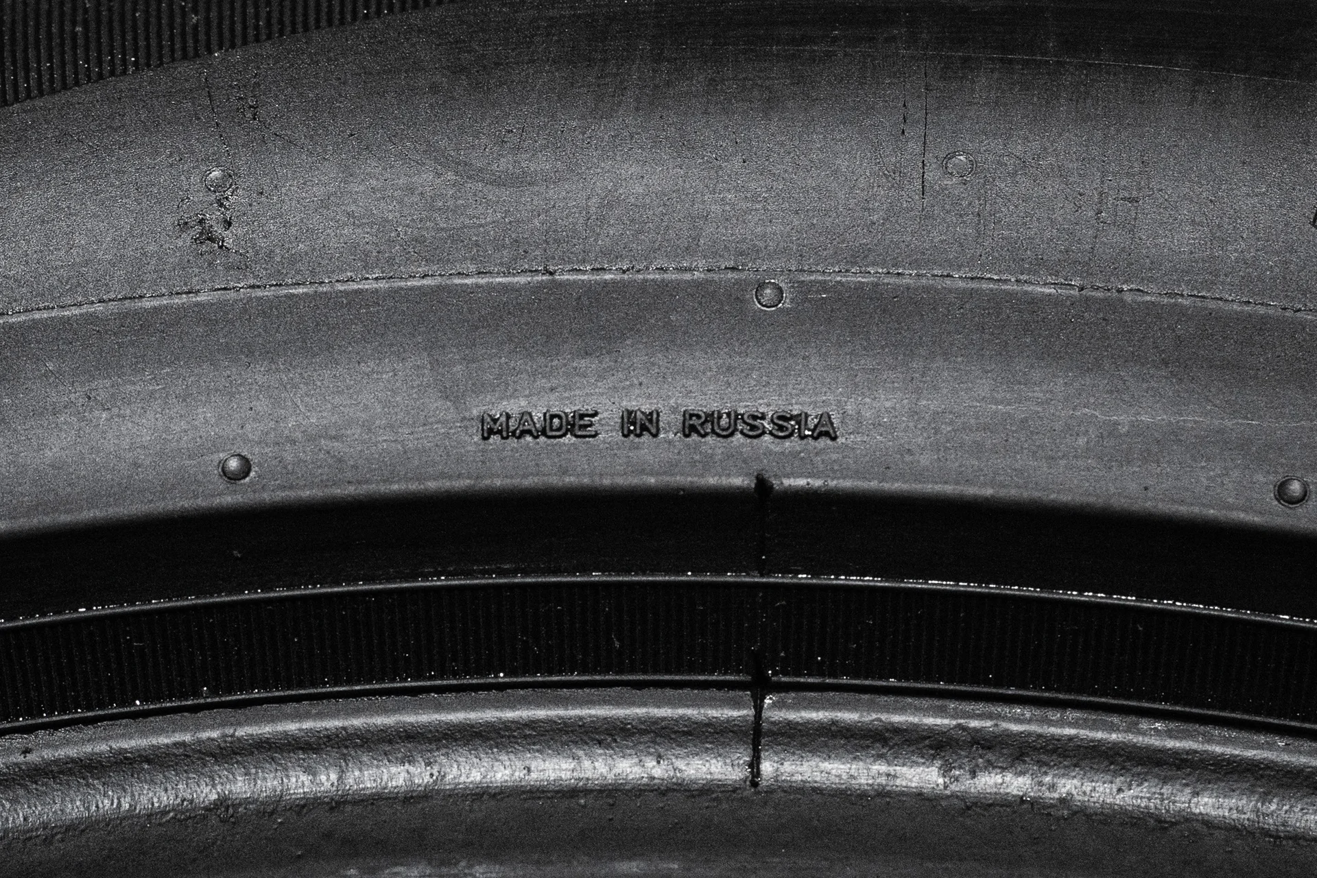 Pirelli Scorpion Ice Zero 2 245/45 R20 103H - миниатюра 10