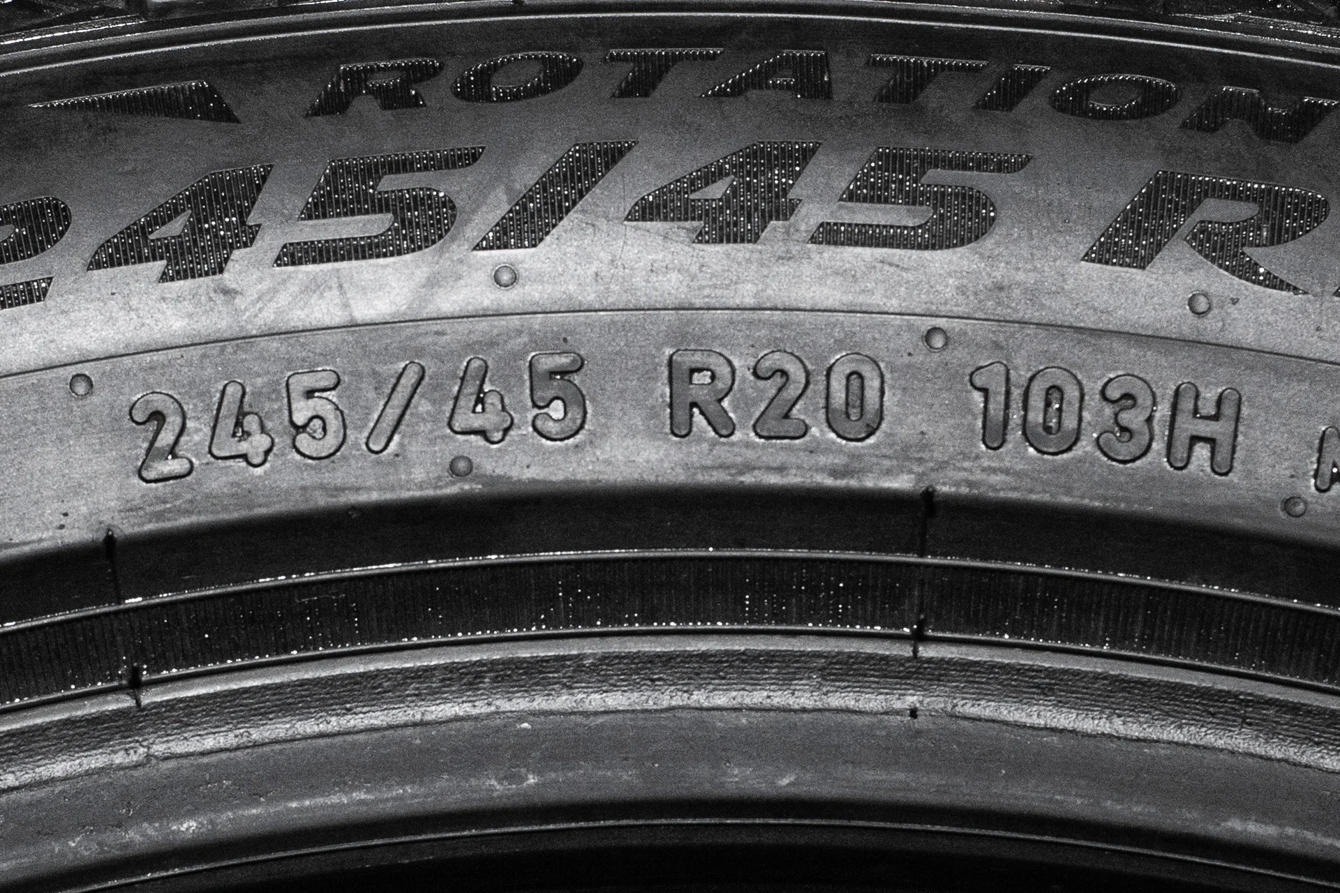 Pirelli Scorpion Ice Zero 2 245/45 R20 103H - миниатюра 6