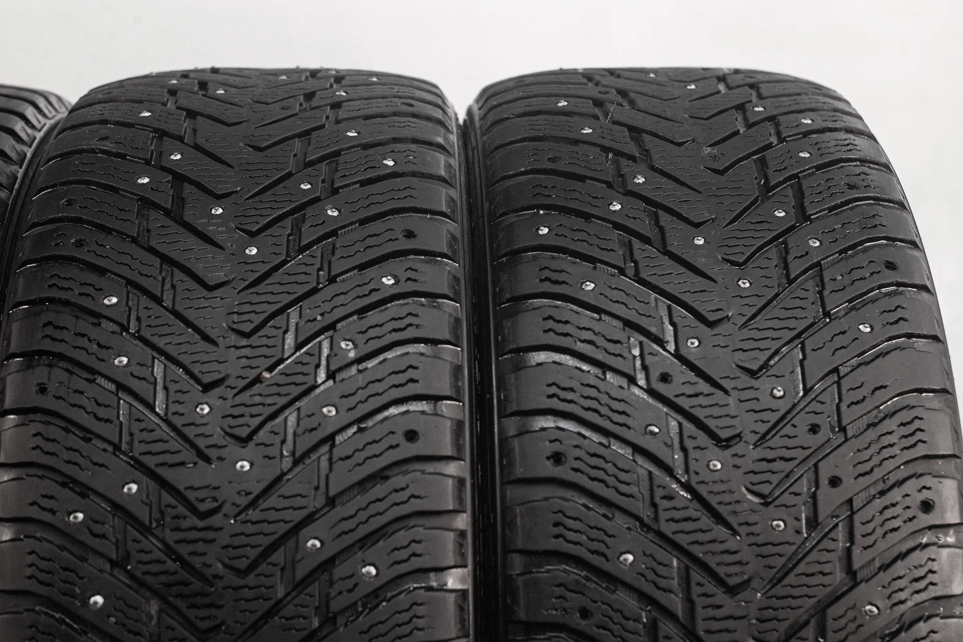 Nokian Hakkapeliitta 8 SUV 265/45 R20 108T + 295/40 R20 110T - миниатюра 5