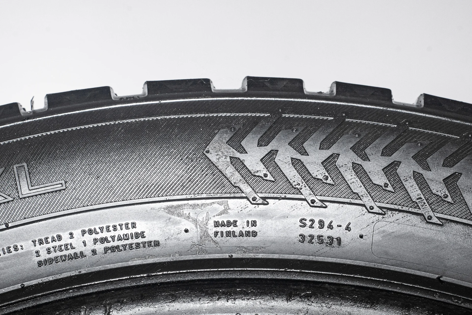 Nokian Hakkapeliitta 8 SUV 265/45 R20 108T + 295/40 R20 110T - миниатюра 9