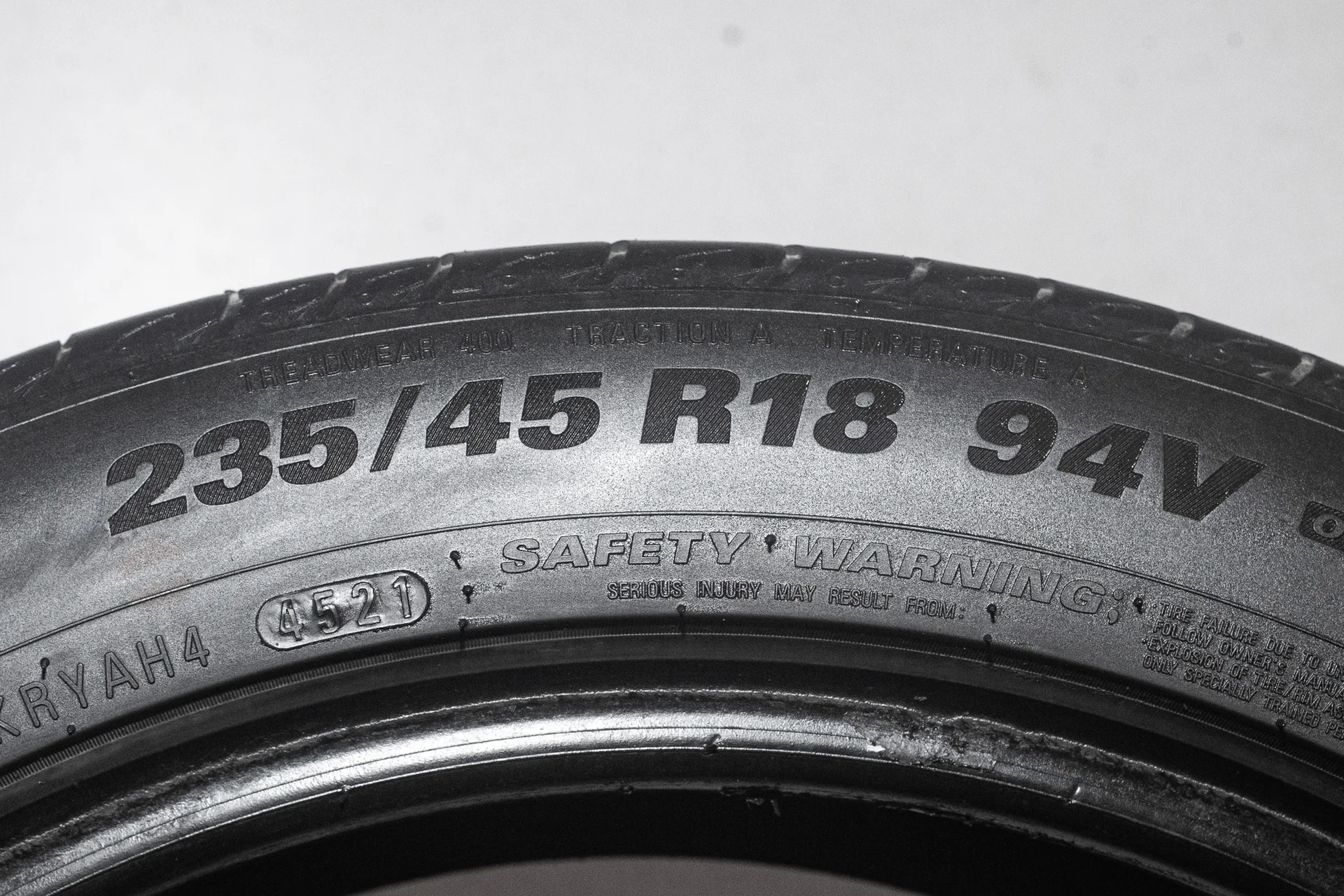 Kumho Ecsta HS51 235/45 R18 94V - миниатюра 8