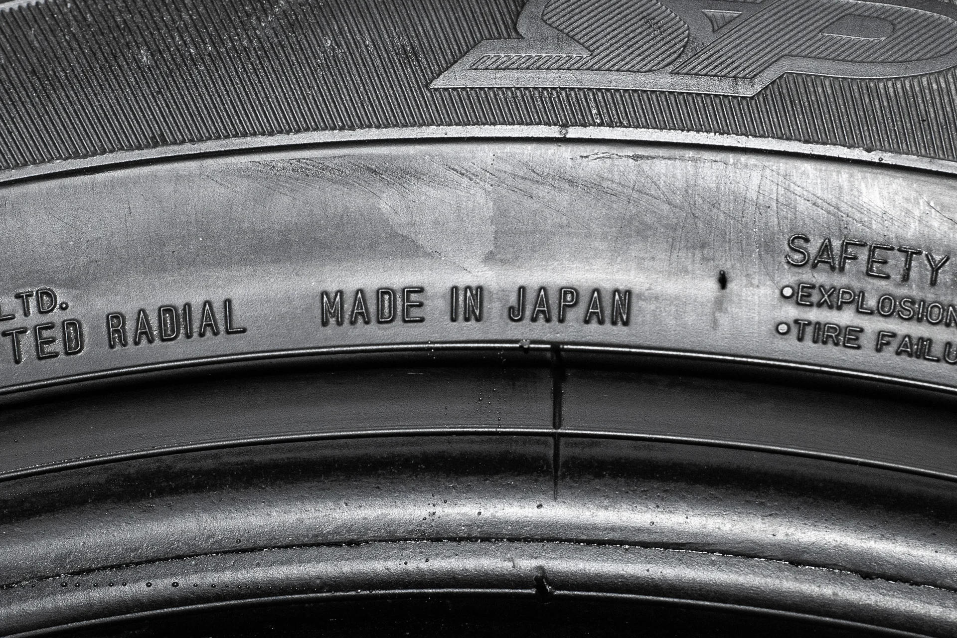 Dunlop SP Sport Maxx 050+ 275/45 R20 110Y - миниатюра 10