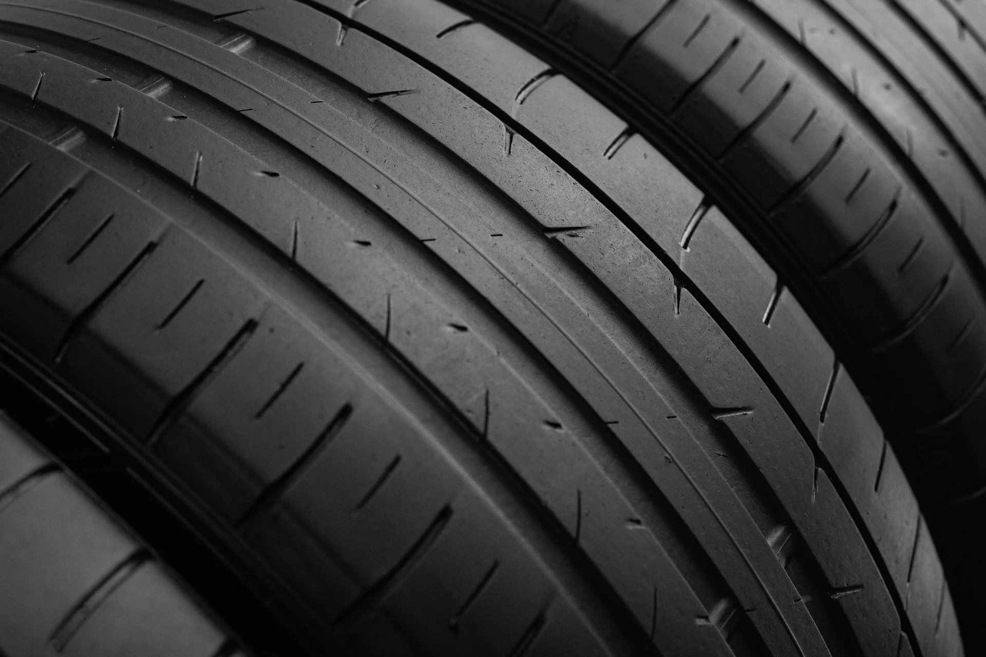 Dunlop SP Sport Maxx 050+ 275/45 R20 110Y - миниатюра 3