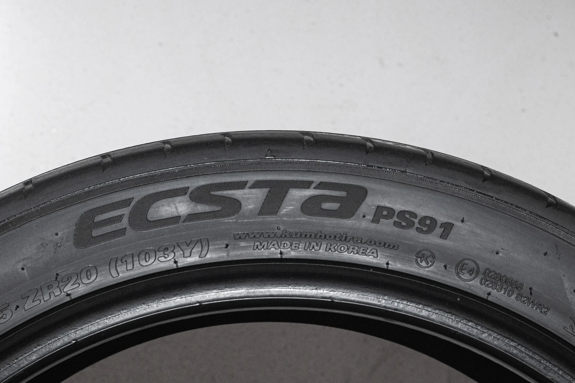 Kumho Ecsta PS91 245/45 R20 103Y - миниатюра 7