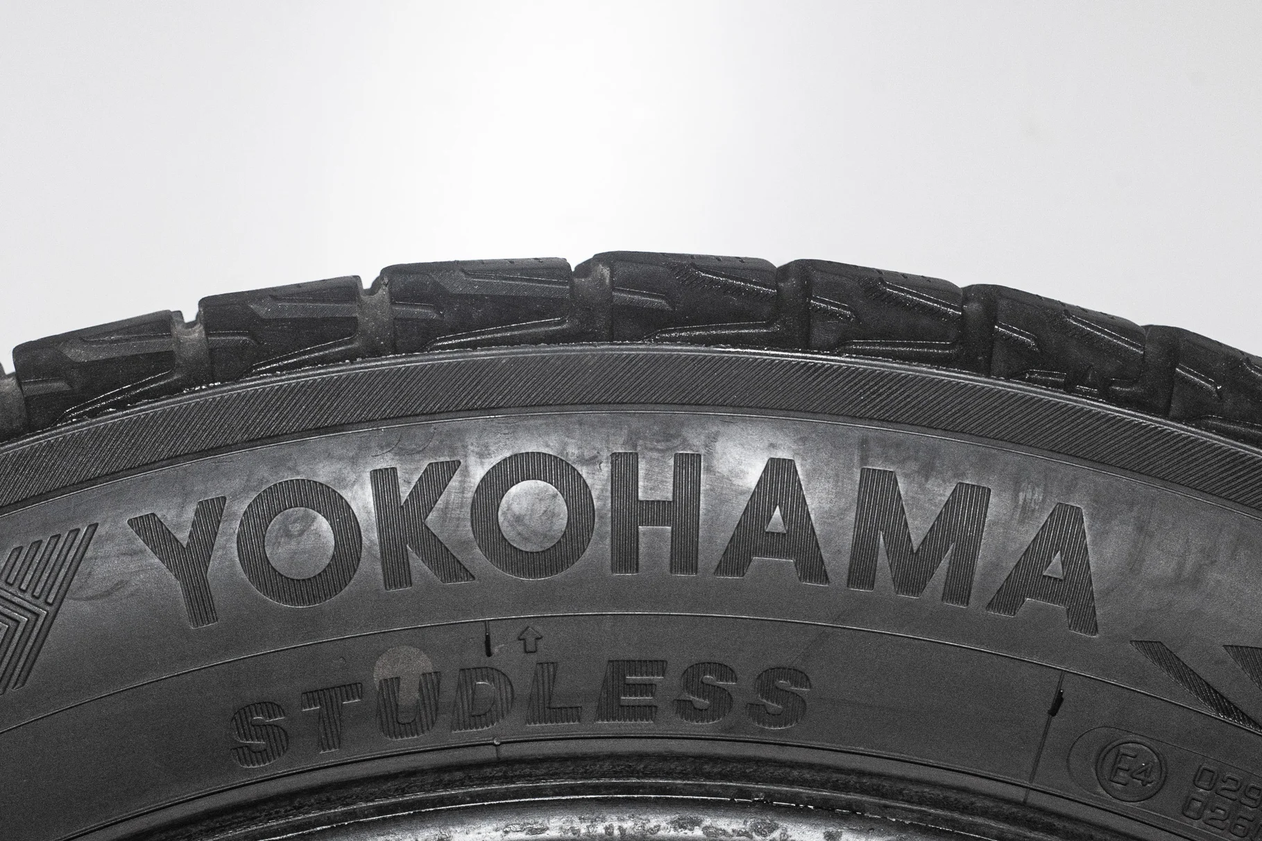 Yokohama Ice Guard G075 235/55 R20 102Q - миниатюра 6
