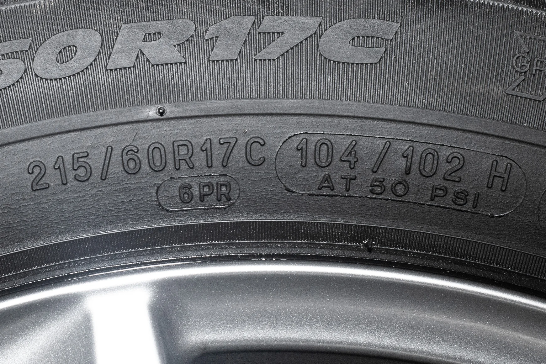 Michelin Agilis 215/60R17C 104/102H - миниатюра 8