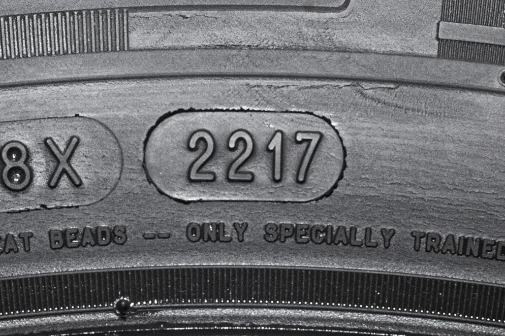 Michelin Agilis 215/60R17C 104/102H - миниатюра 9