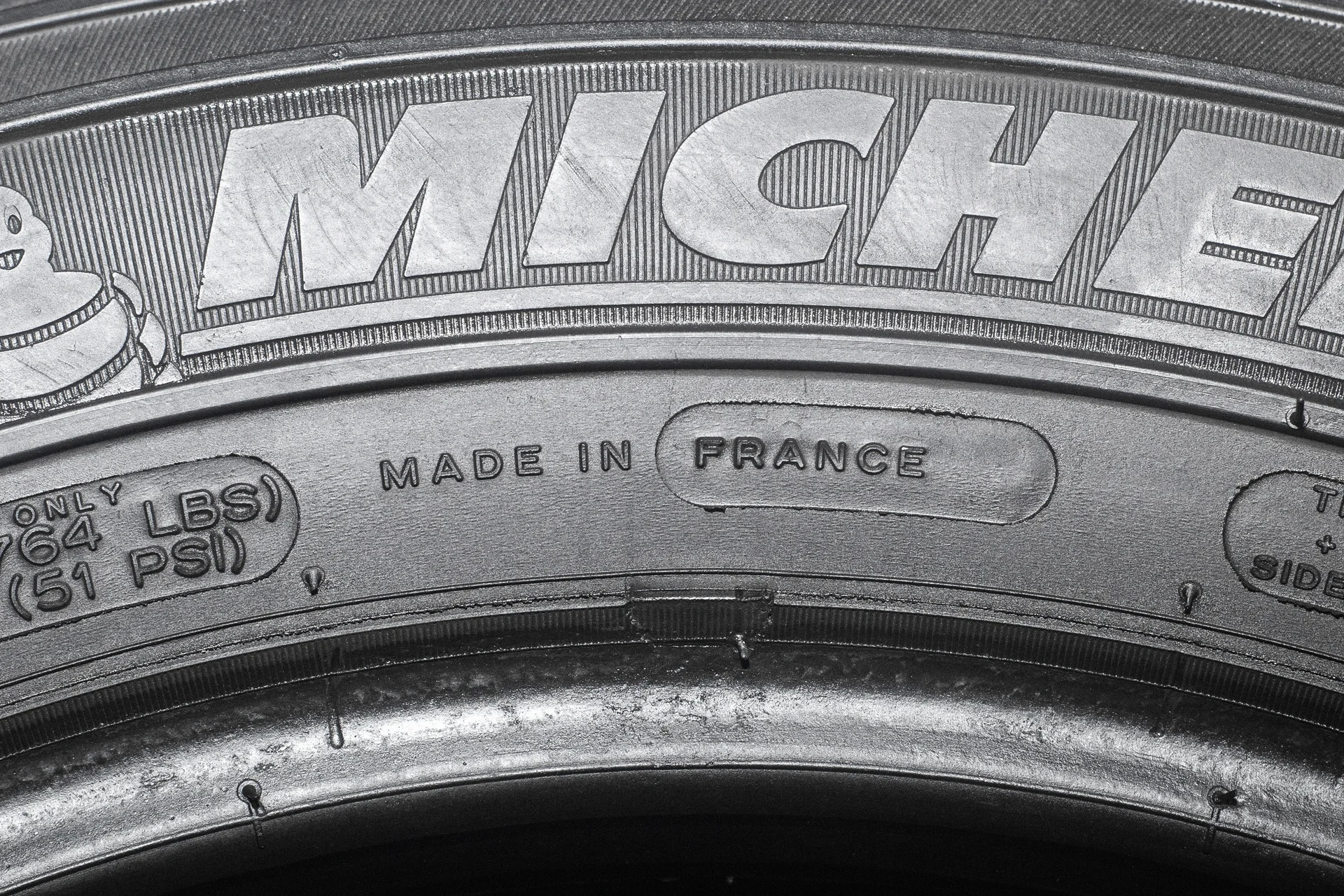 Michelin Latitude Cross 235/60 R16 100T - миниатюра 6
