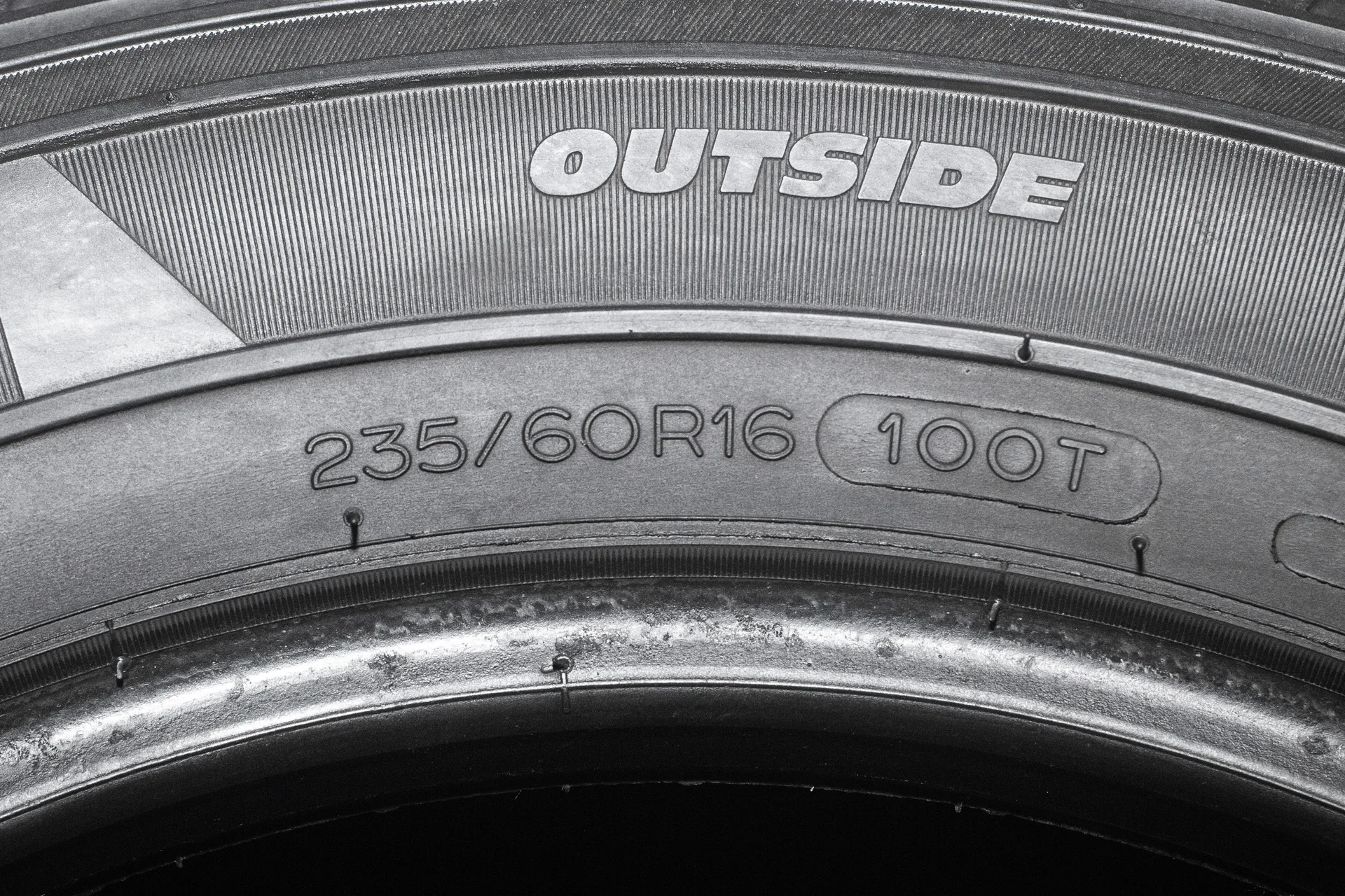 Michelin Latitude Cross 235/60 R16 100T - миниатюра 8