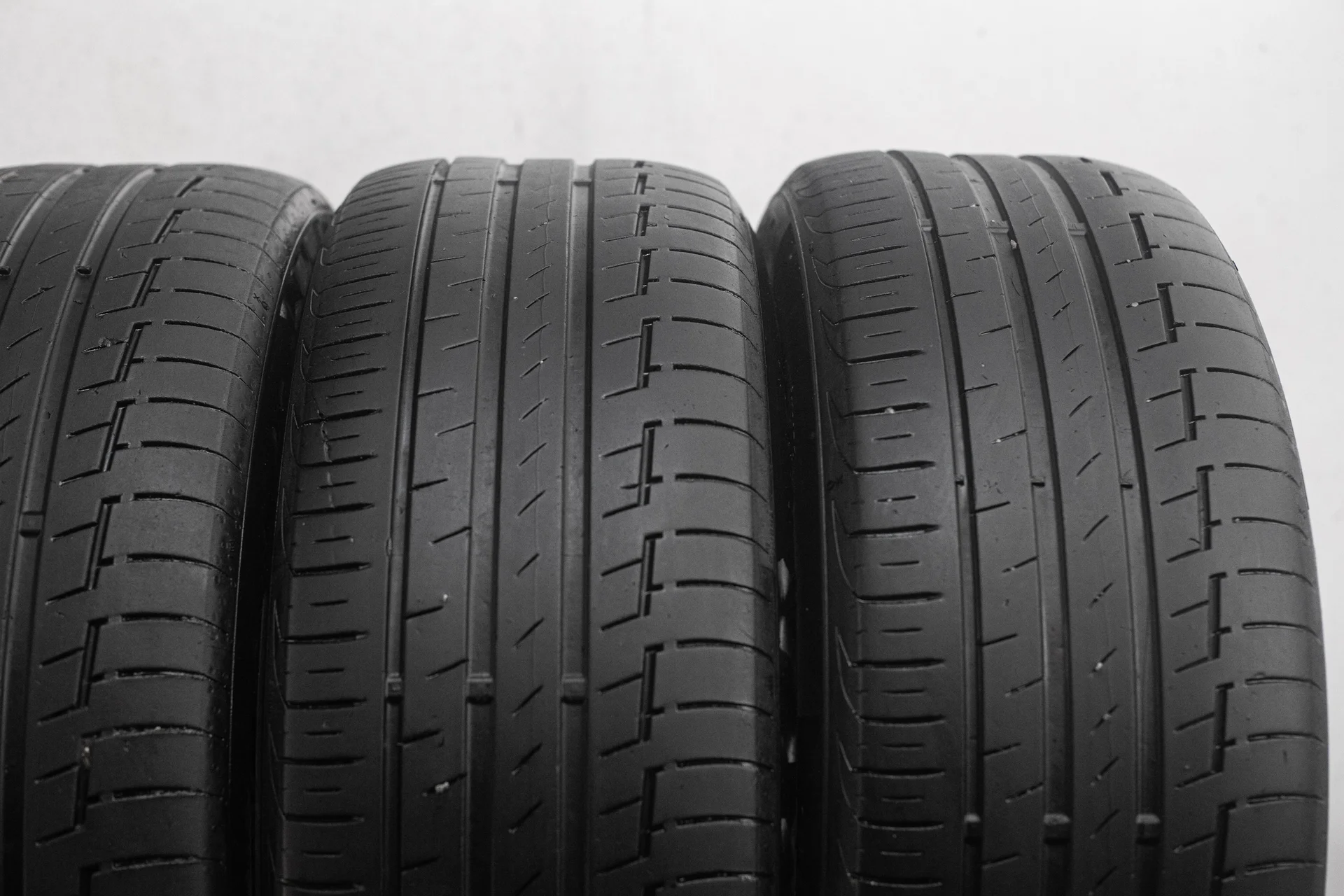 Continental Premium Contact 6 215/55 R17 94V - миниатюра 4