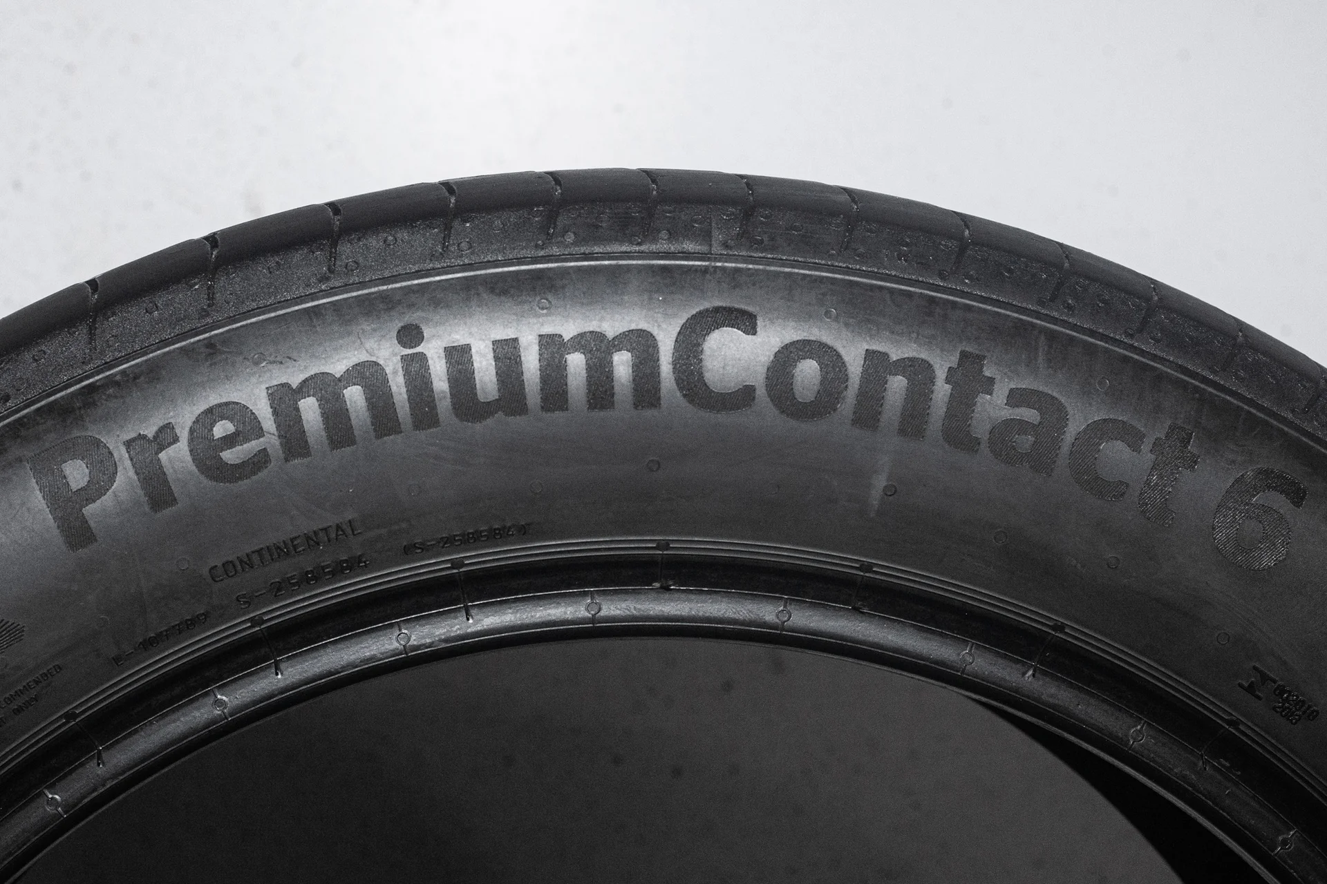 Continental Premium Contact 6 215/55 R17 94V - миниатюра 9