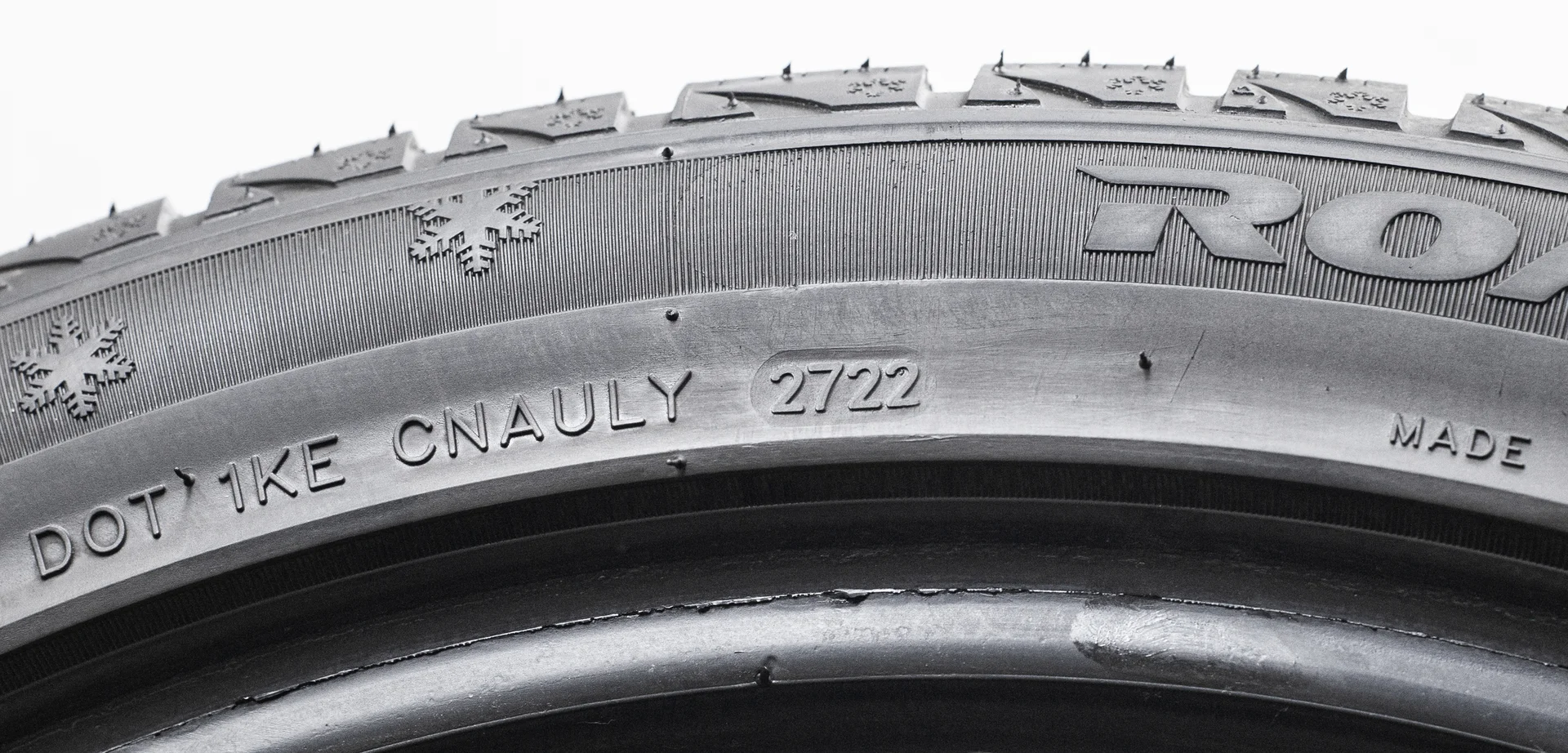 RoadX RX Frost WU01 255/40 R19 100V - миниатюра 10
