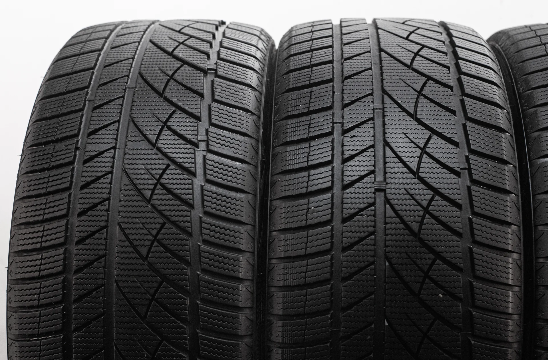 RoadX RX Frost WU01 255/40 R19 100V - миниатюра 6