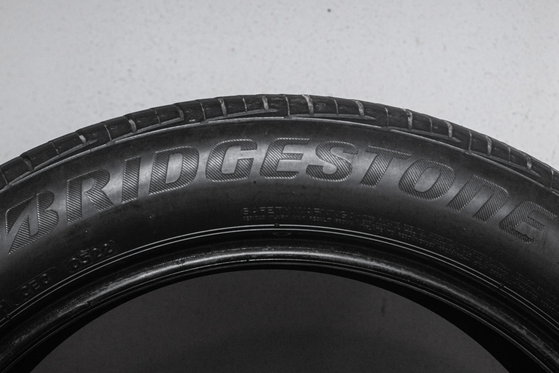 Bridgestone Dueler H/P Sport AS 245/50 R20 102V - миниатюра 10