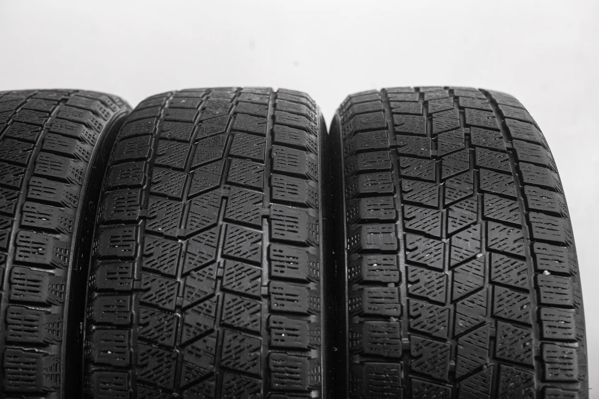 Sailun Ice Blazer Arctic SUV 225/60 R17 103T XL - миниатюра 4