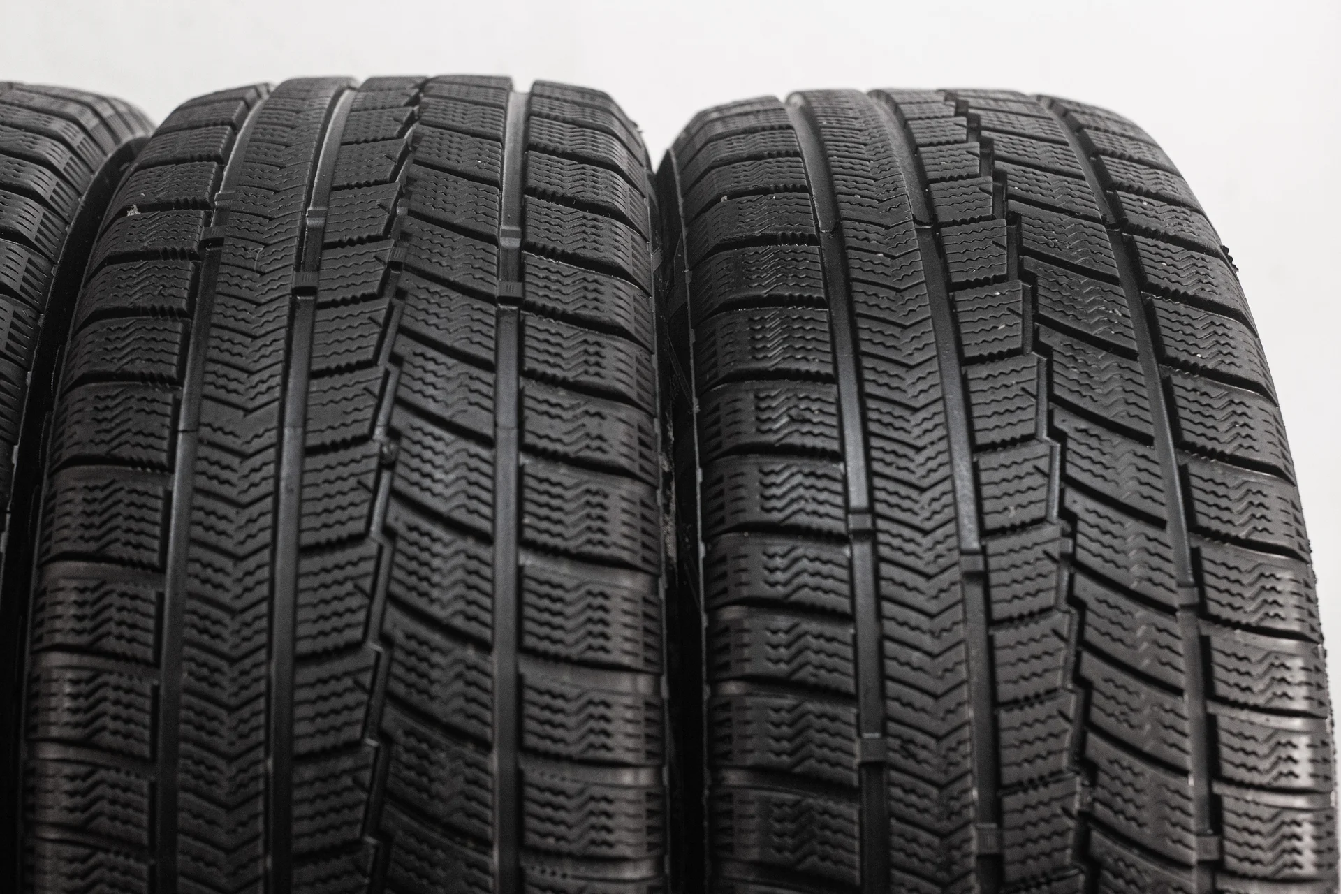 Sunfull SF-988 215/55 R18 95H - миниатюра 4