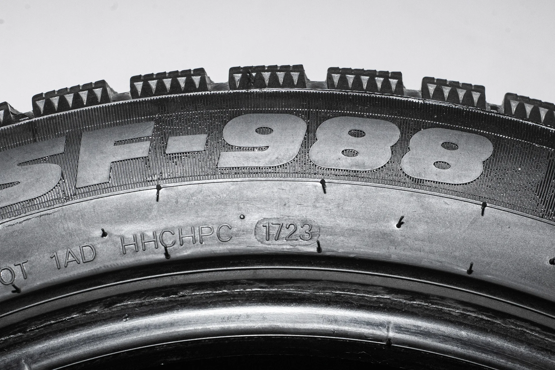 Sunfull SF-988 215/55 R18 95H - миниатюра 9