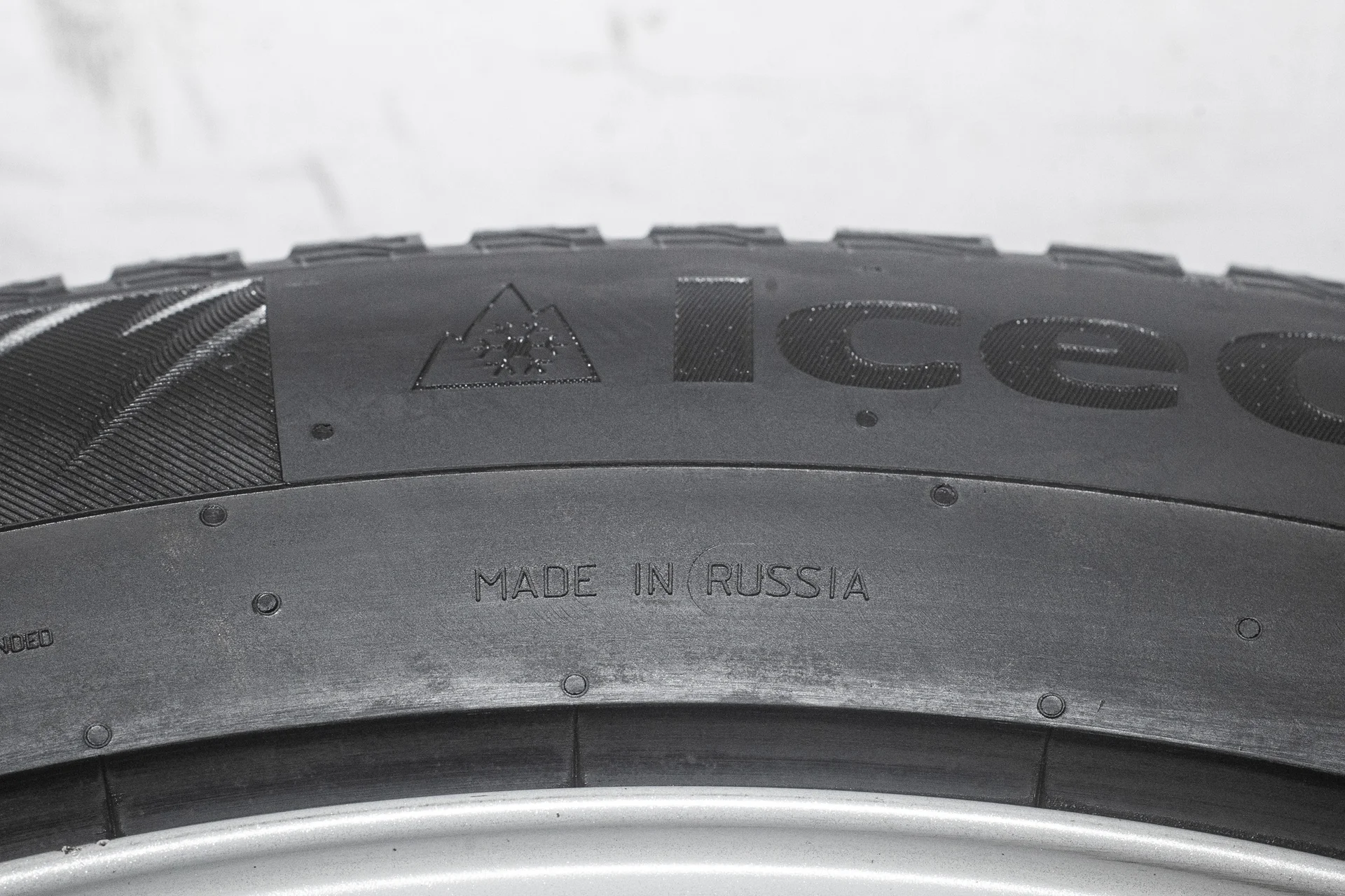 Continental IceContact 2 SUV 255/55 R20 110T - миниатюра 10