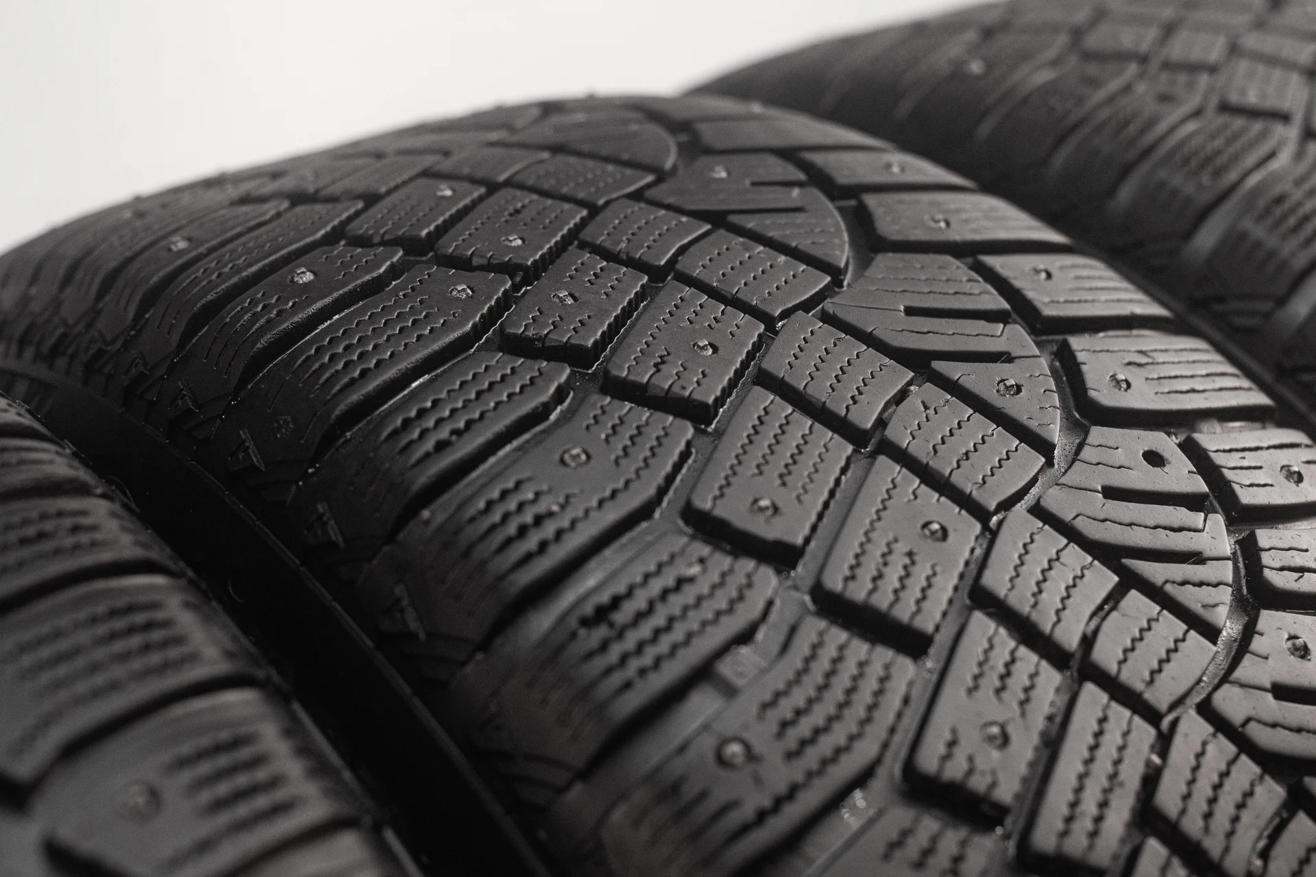 Continental IceContact 2 SUV 255/55 R20 110T - миниатюра 3