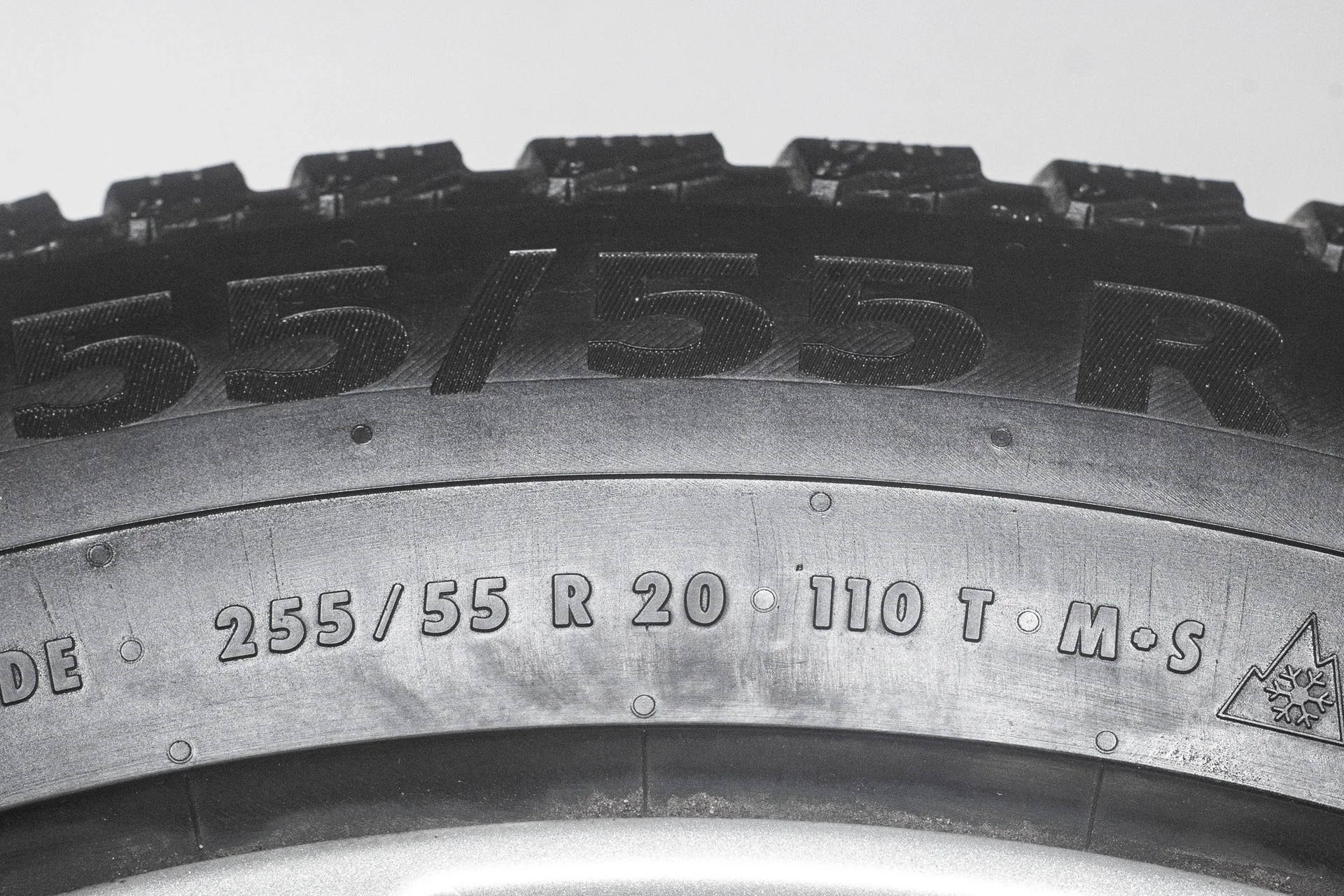 Continental IceContact 2 SUV 255/55 R20 110T - миниатюра 8