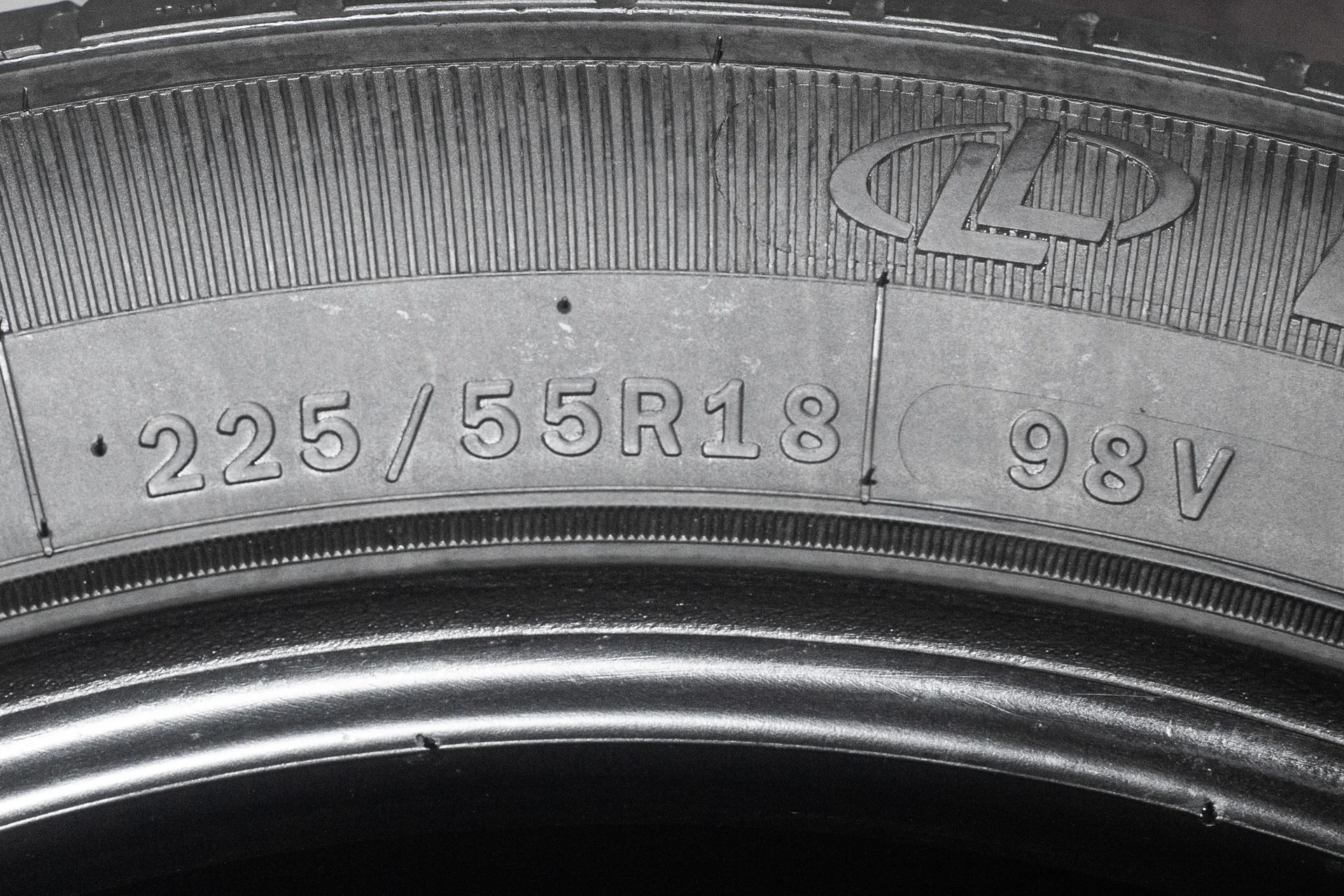 LingLong GreenMax 4x4 HP 225/55 R18 98V - миниатюра 7