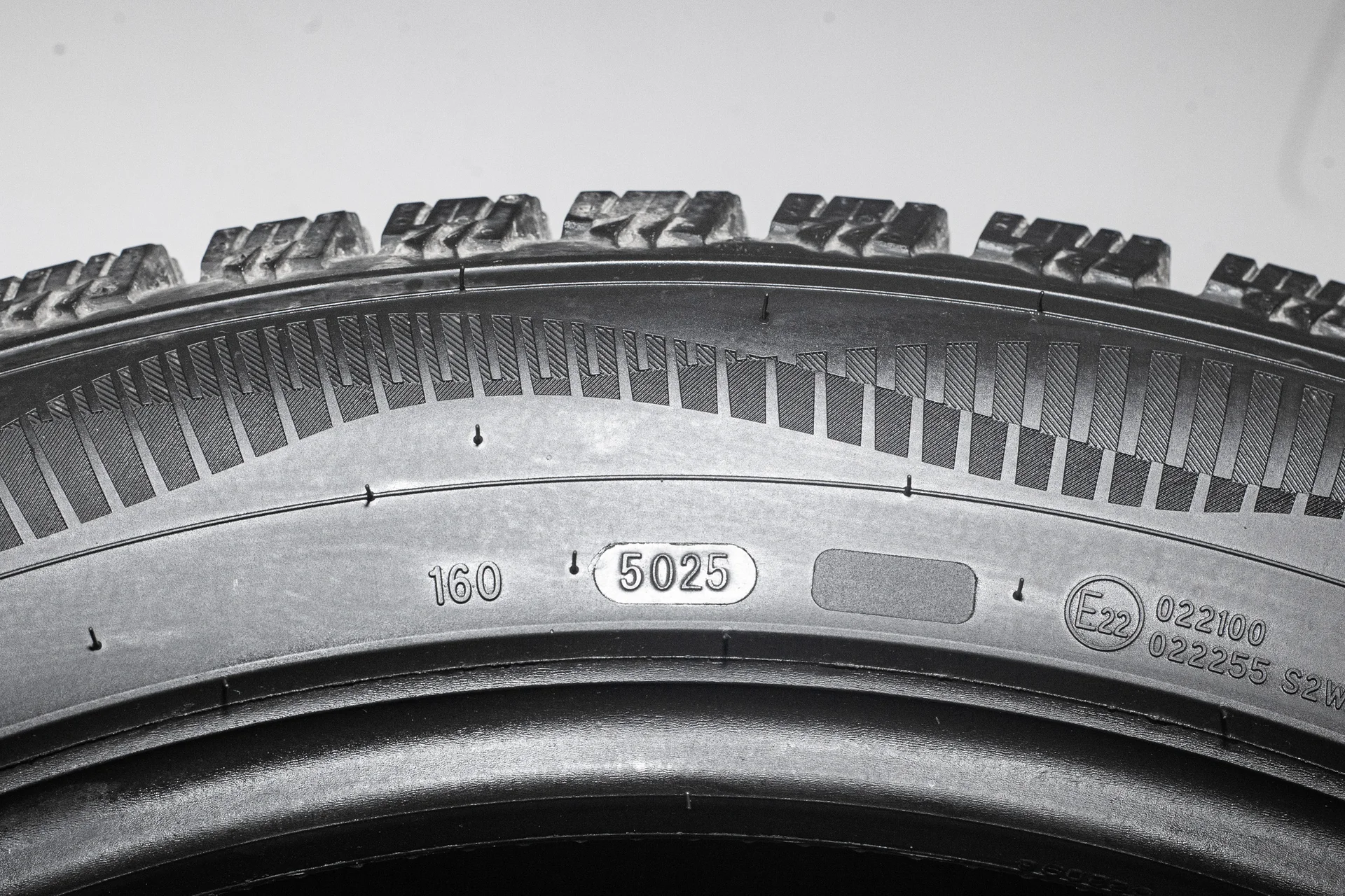 Ikon Autograph Snow 3 SUV 265/45 R21 108T - миниатюра 9