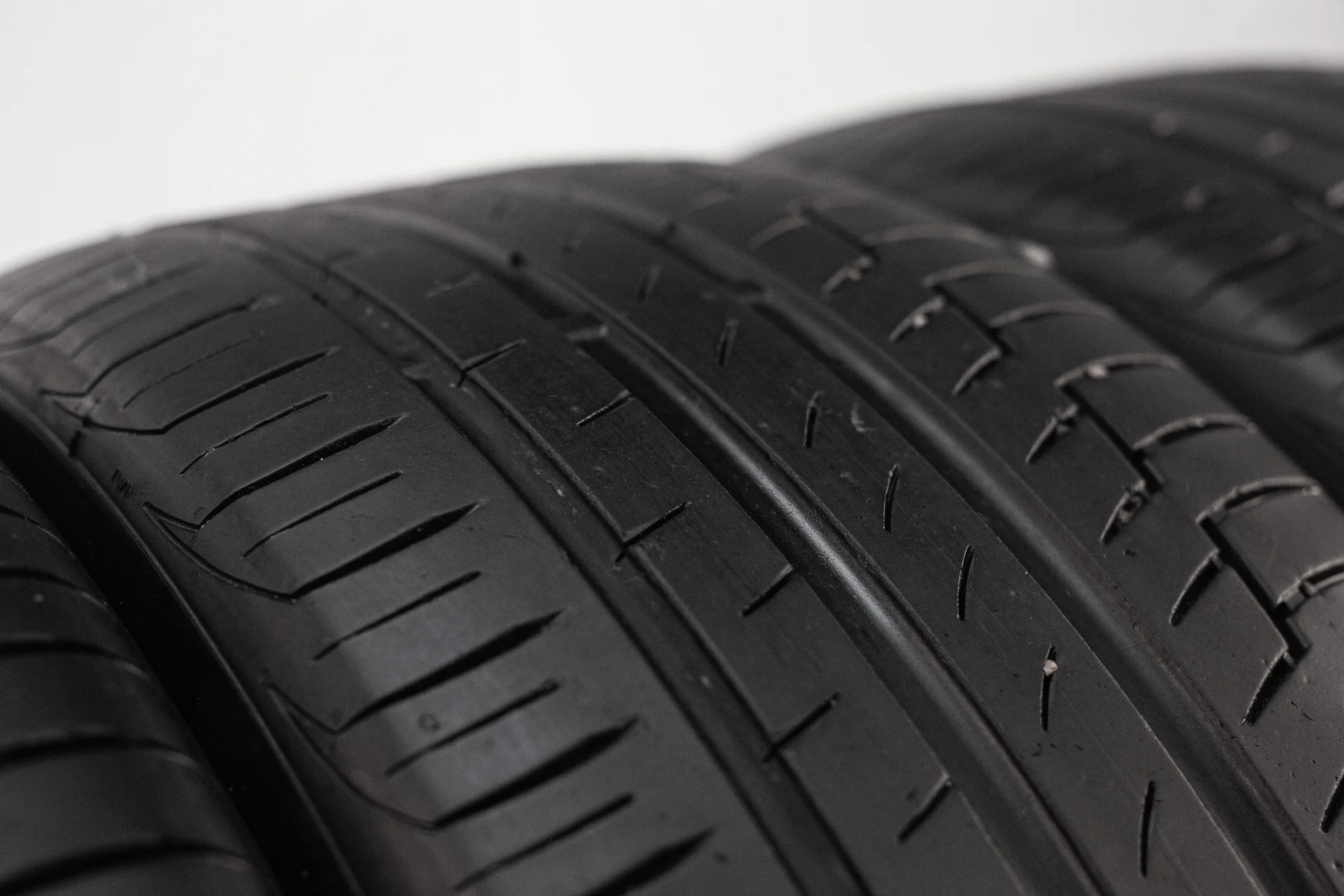 Continental ContiPremiumContact 6 255/45 R21 105V - миниатюра 3